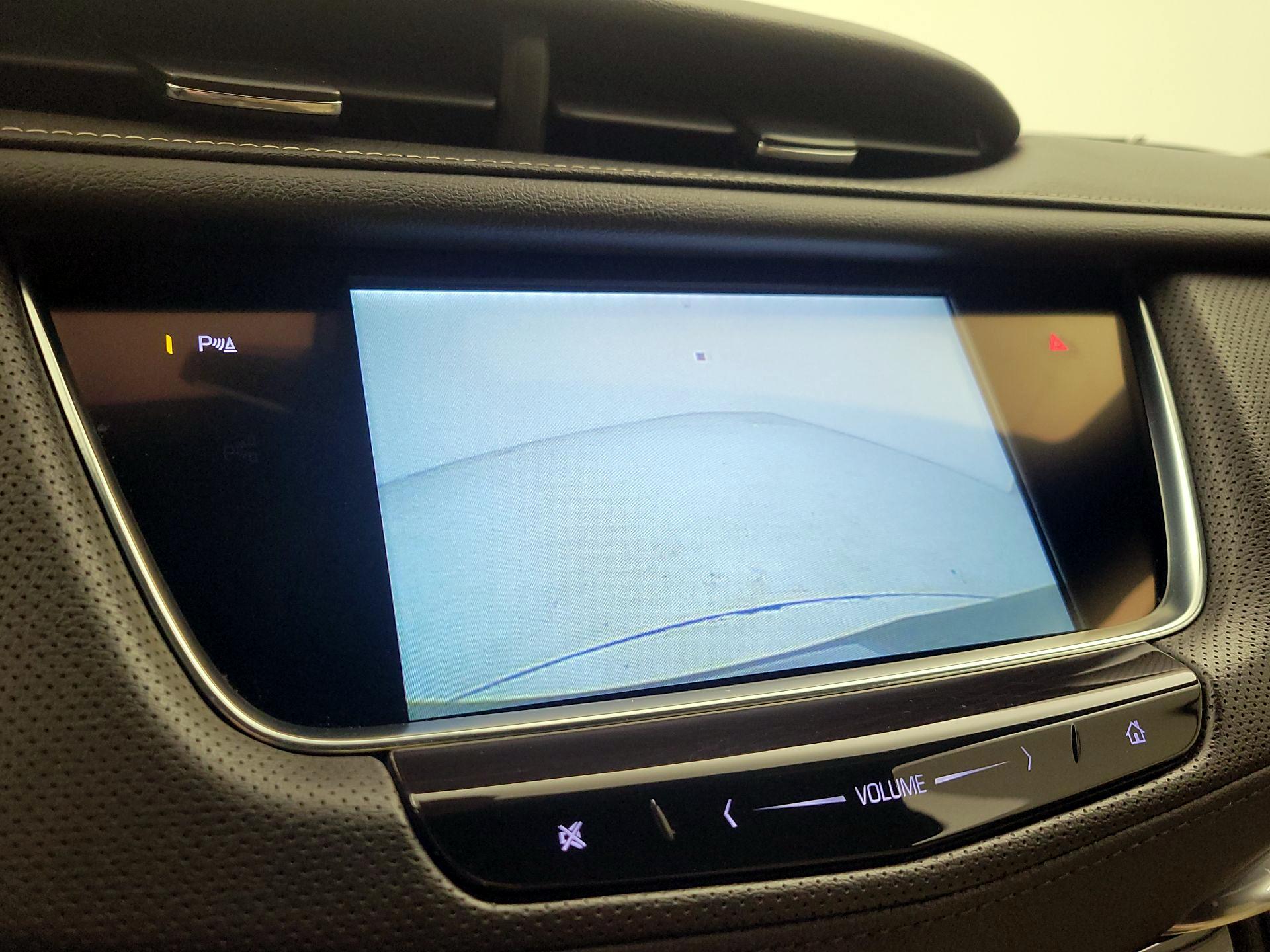 Thumbnail: 2019 Cadillac XT5 - 14