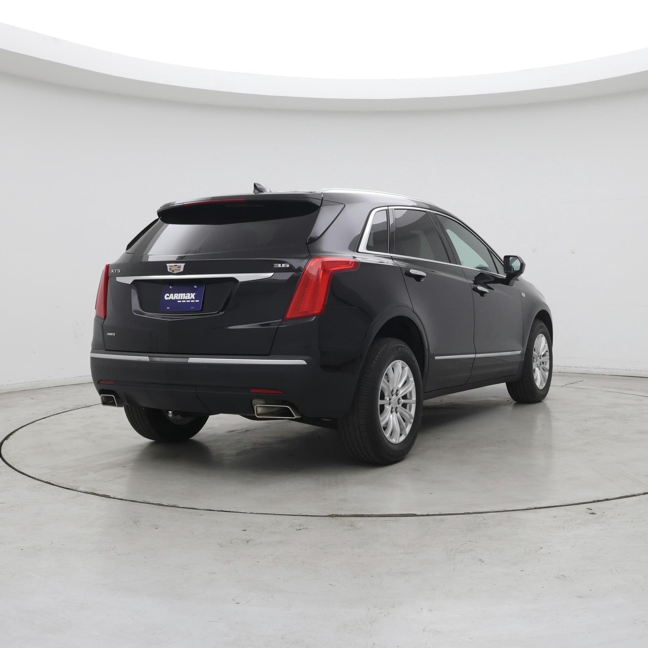Thumbnail: 2019 Cadillac XT5 - 8
