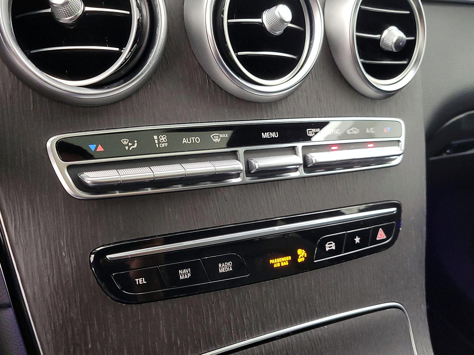 Thumbnail: 2021 Mercedes-Benz GLC - 16