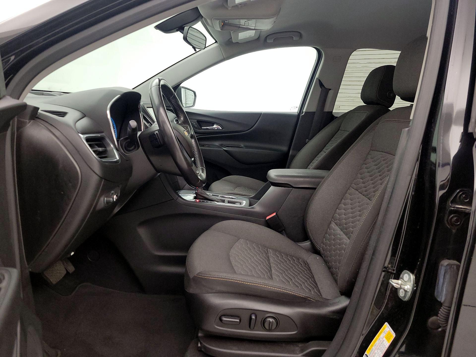 Thumbnail: 2018 Chevrolet Equinox - 11