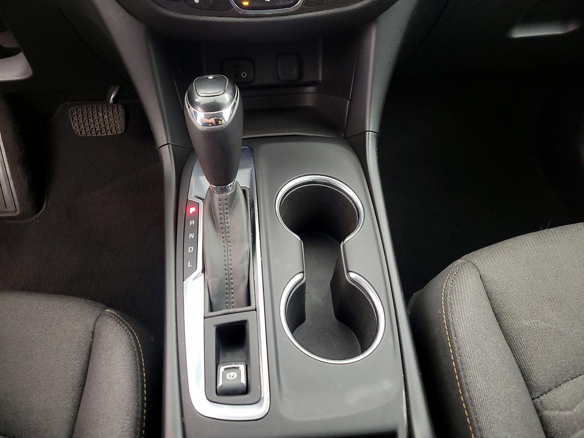 Thumbnail: 2018 Chevrolet Equinox - 17