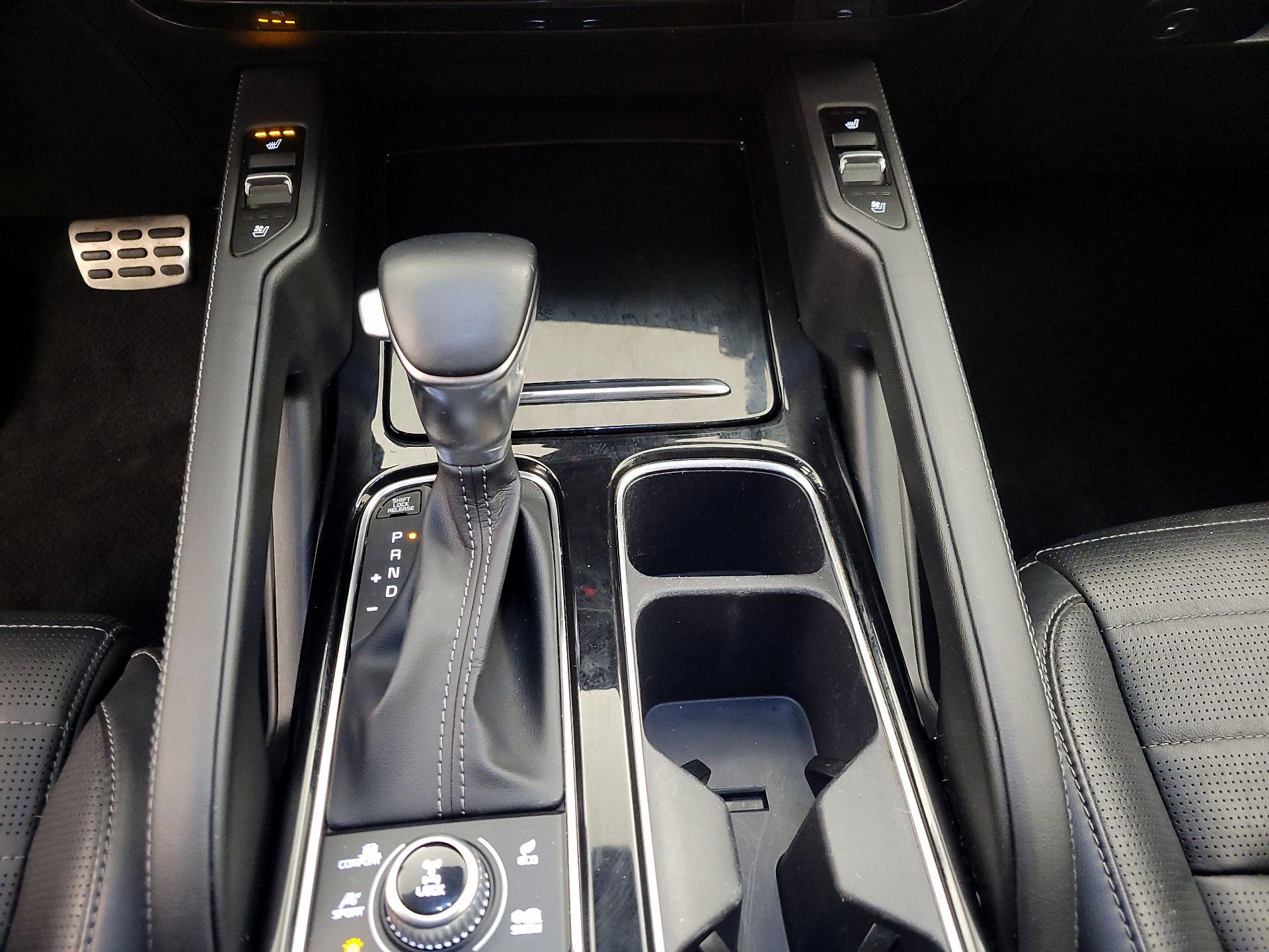 Thumbnail: 2022 Kia Telluride - 18