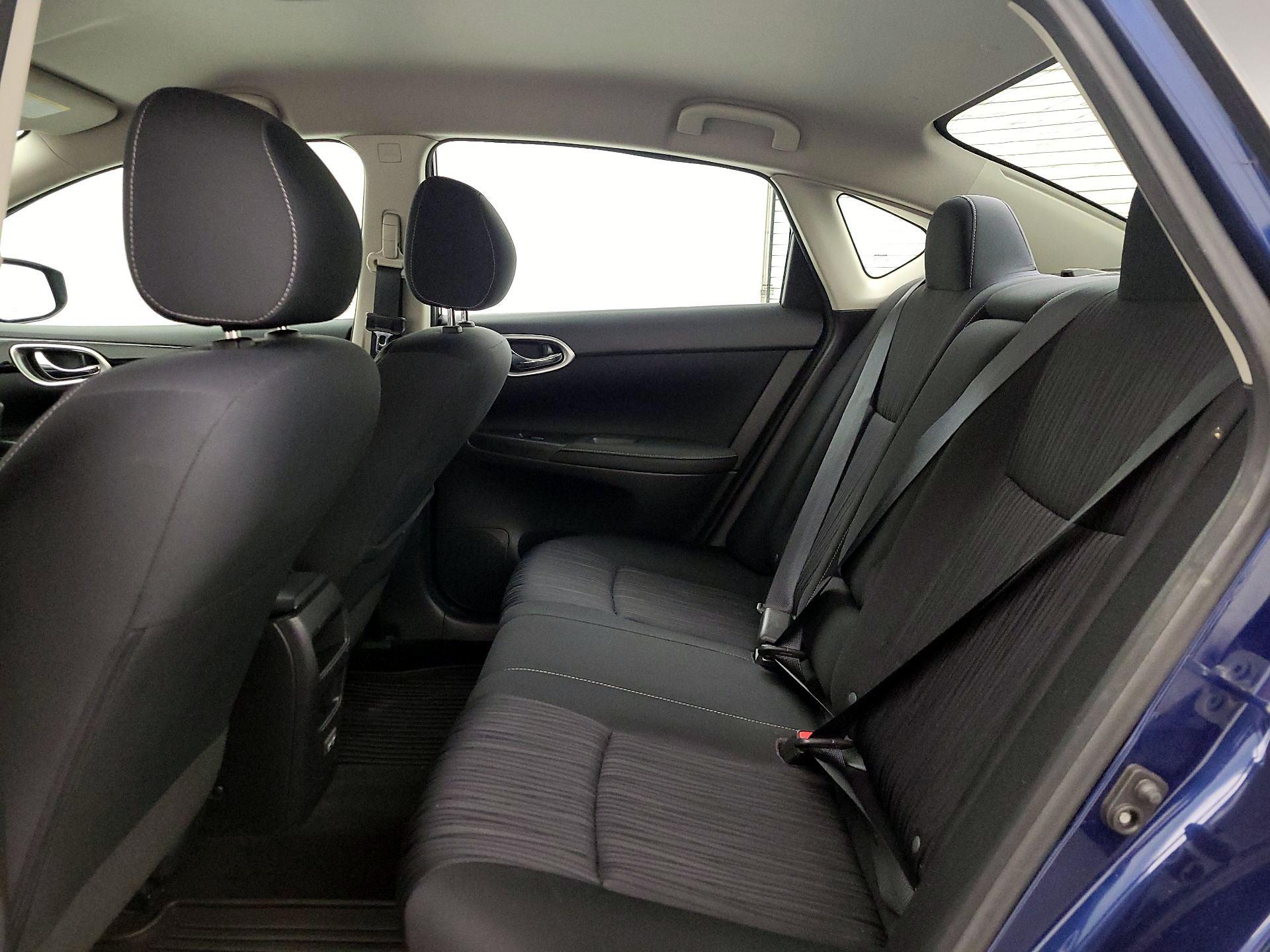 Thumbnail: 2019 Nissan Sentra - 19