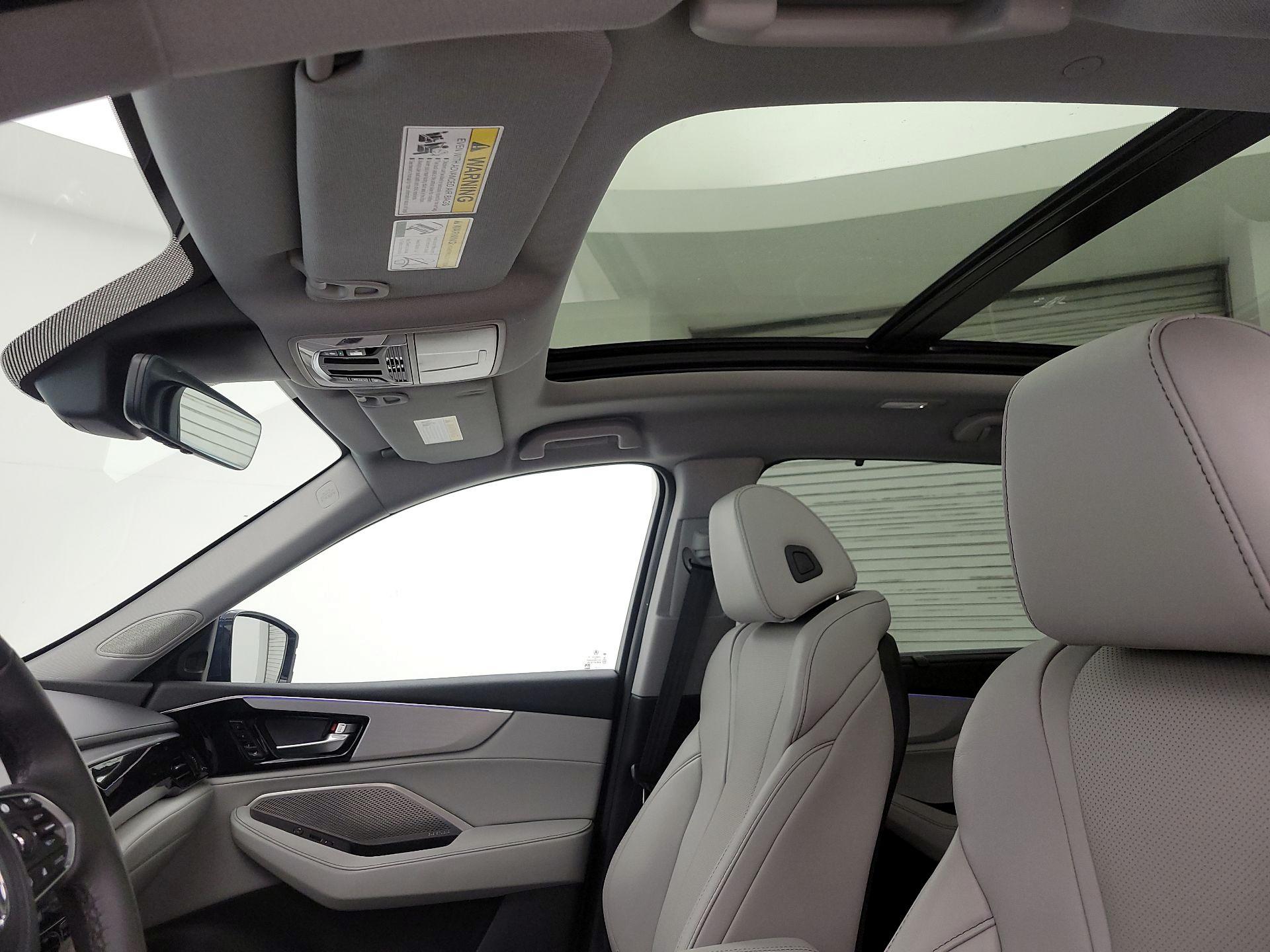 Thumbnail: 2023 Acura MDX - 20