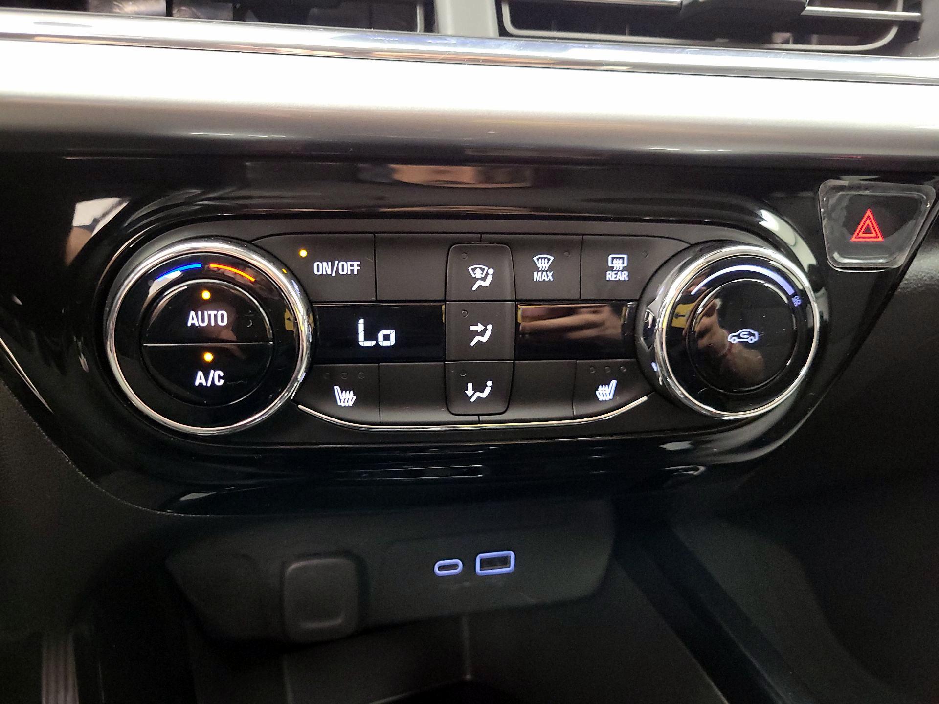 Thumbnail: 2025 Chevrolet Trax - 16