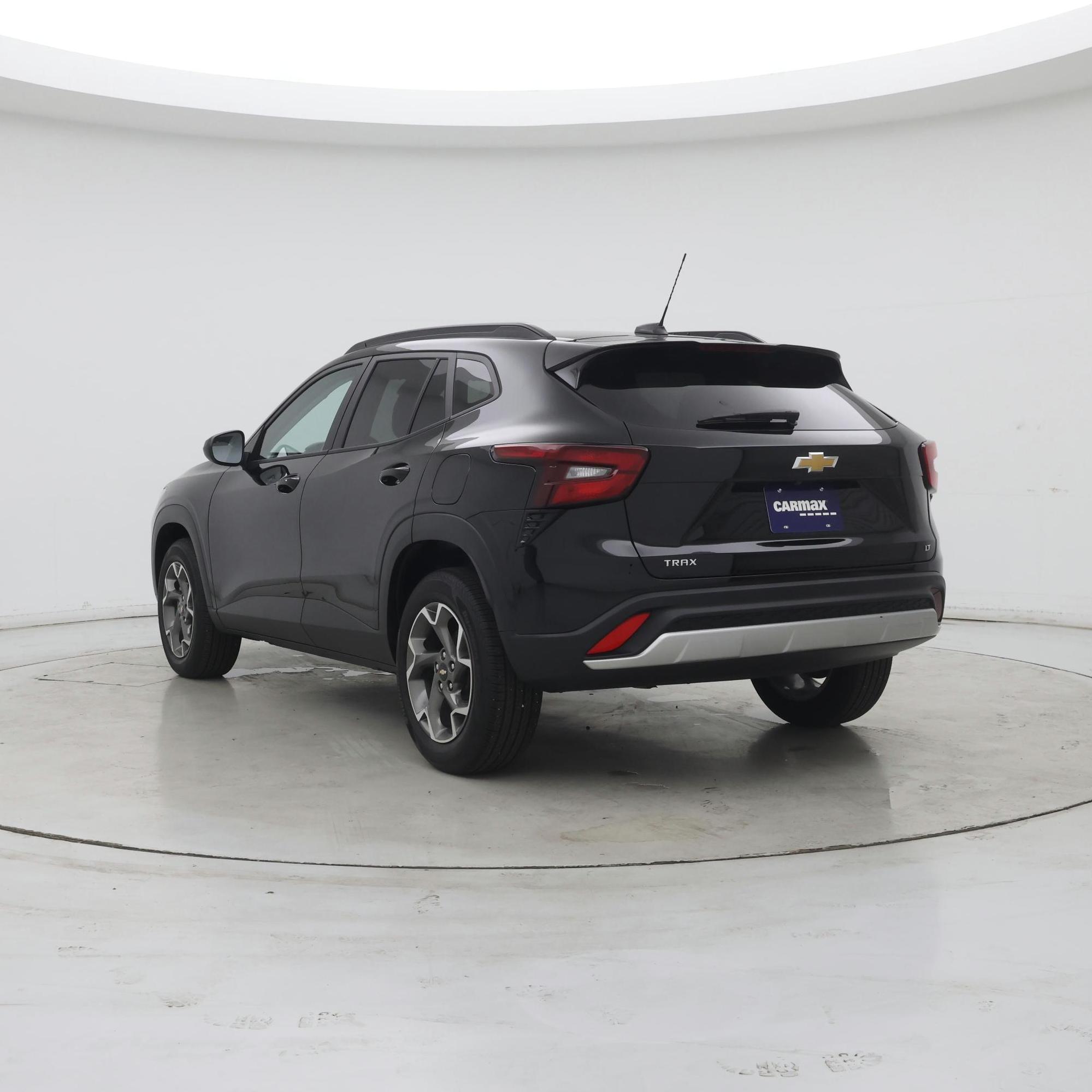 Thumbnail: 2025 Chevrolet Trax - 2