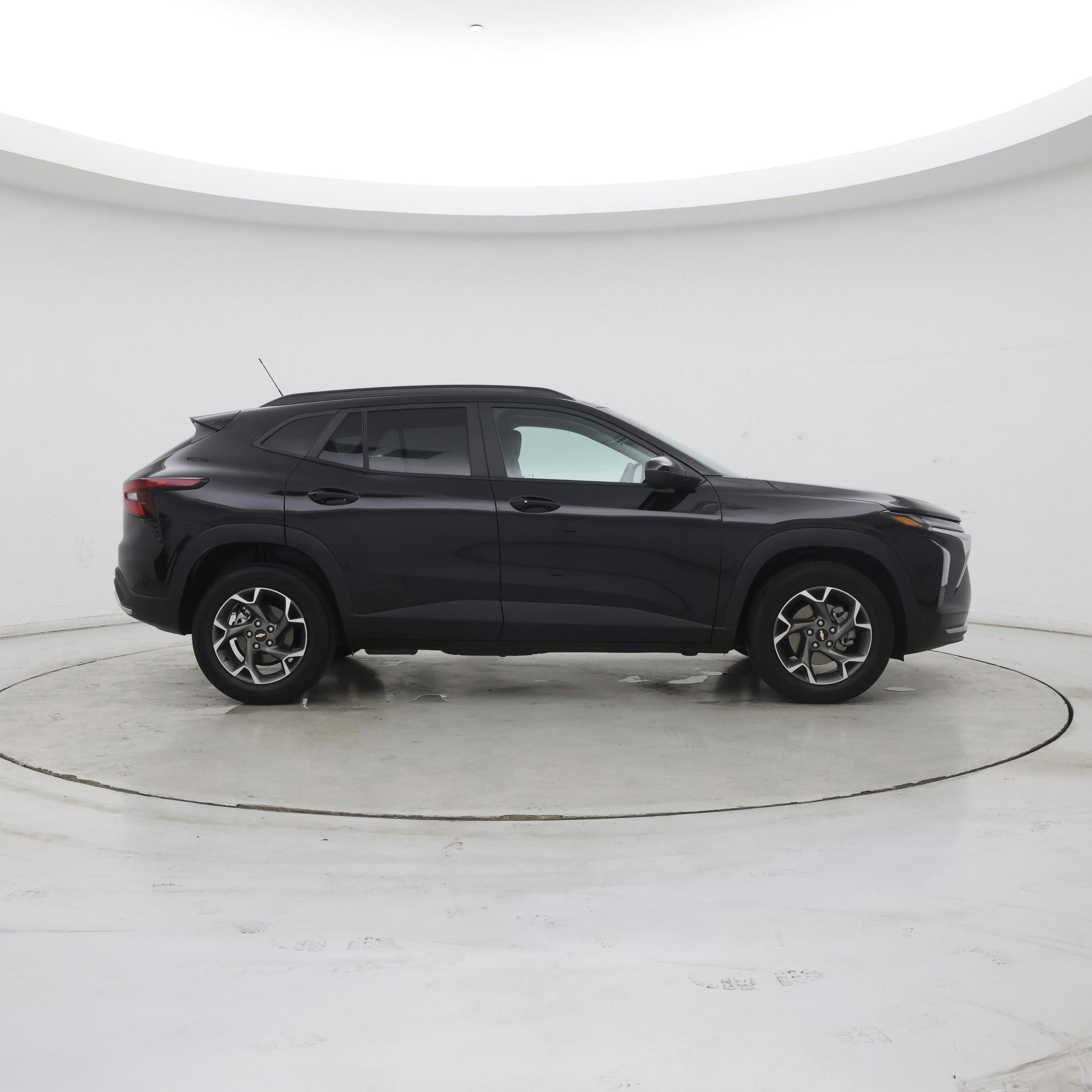 Thumbnail: 2025 Chevrolet Trax - 7