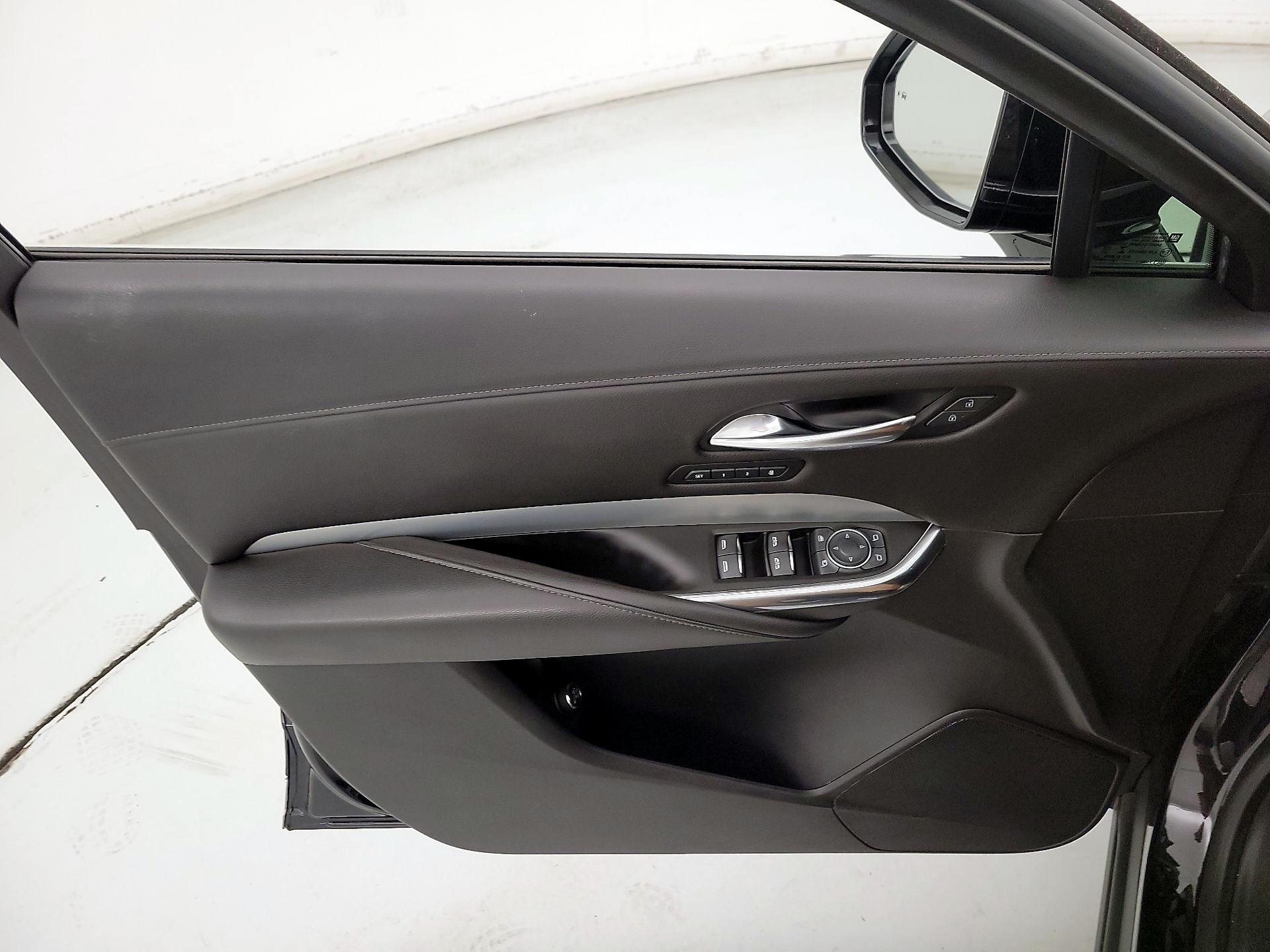 Thumbnail: 2019 Cadillac XT4 - 12