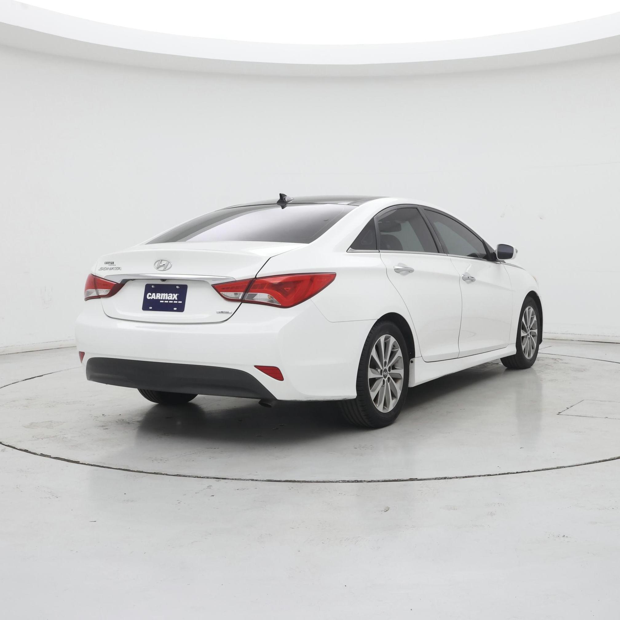 Thumbnail: 2014 Hyundai Sonata - 8