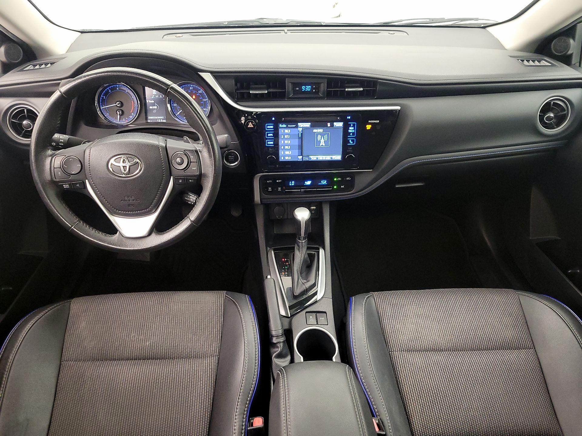 Thumbnail: 2017 Toyota Corolla - 9