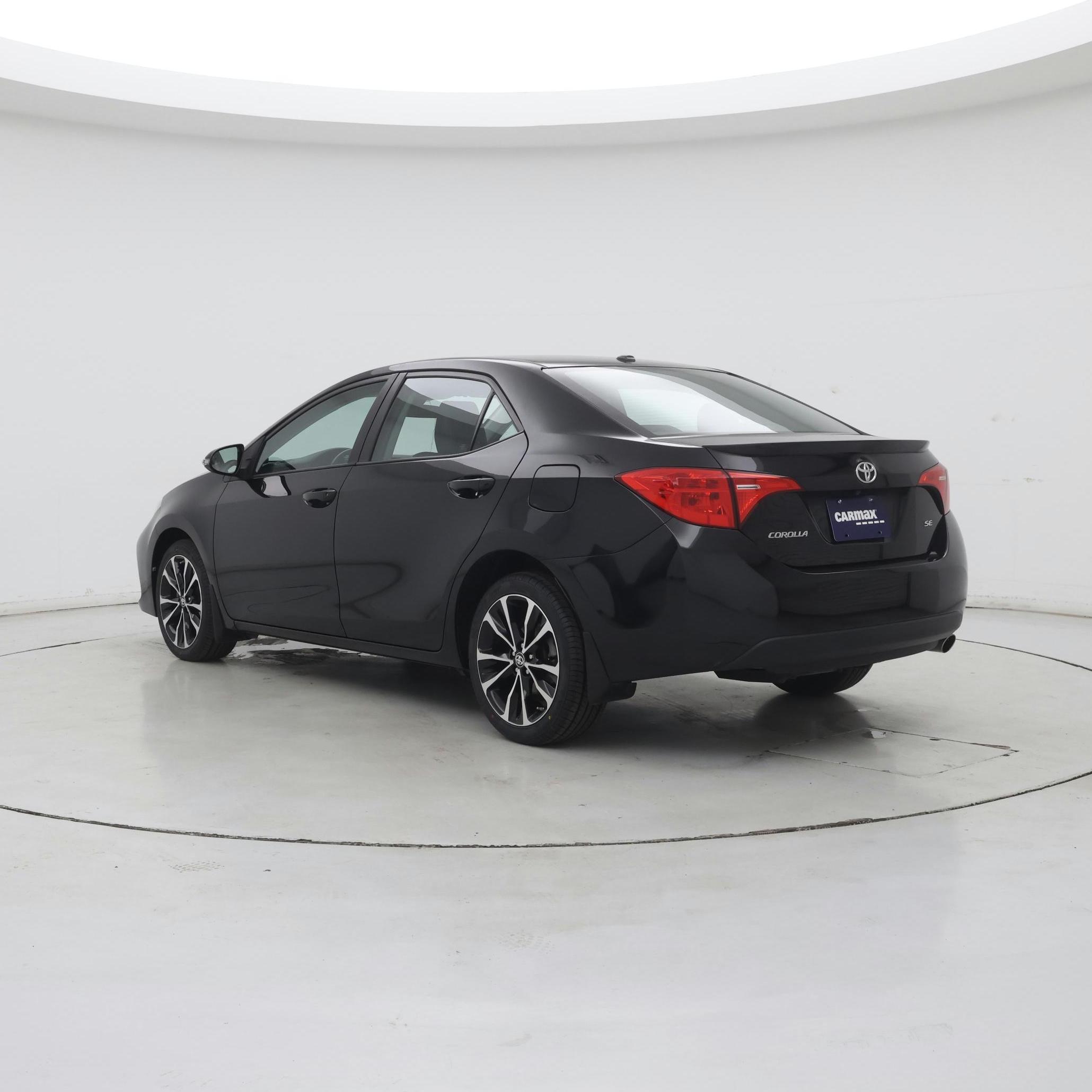 Thumbnail: 2017 Toyota Corolla - 2