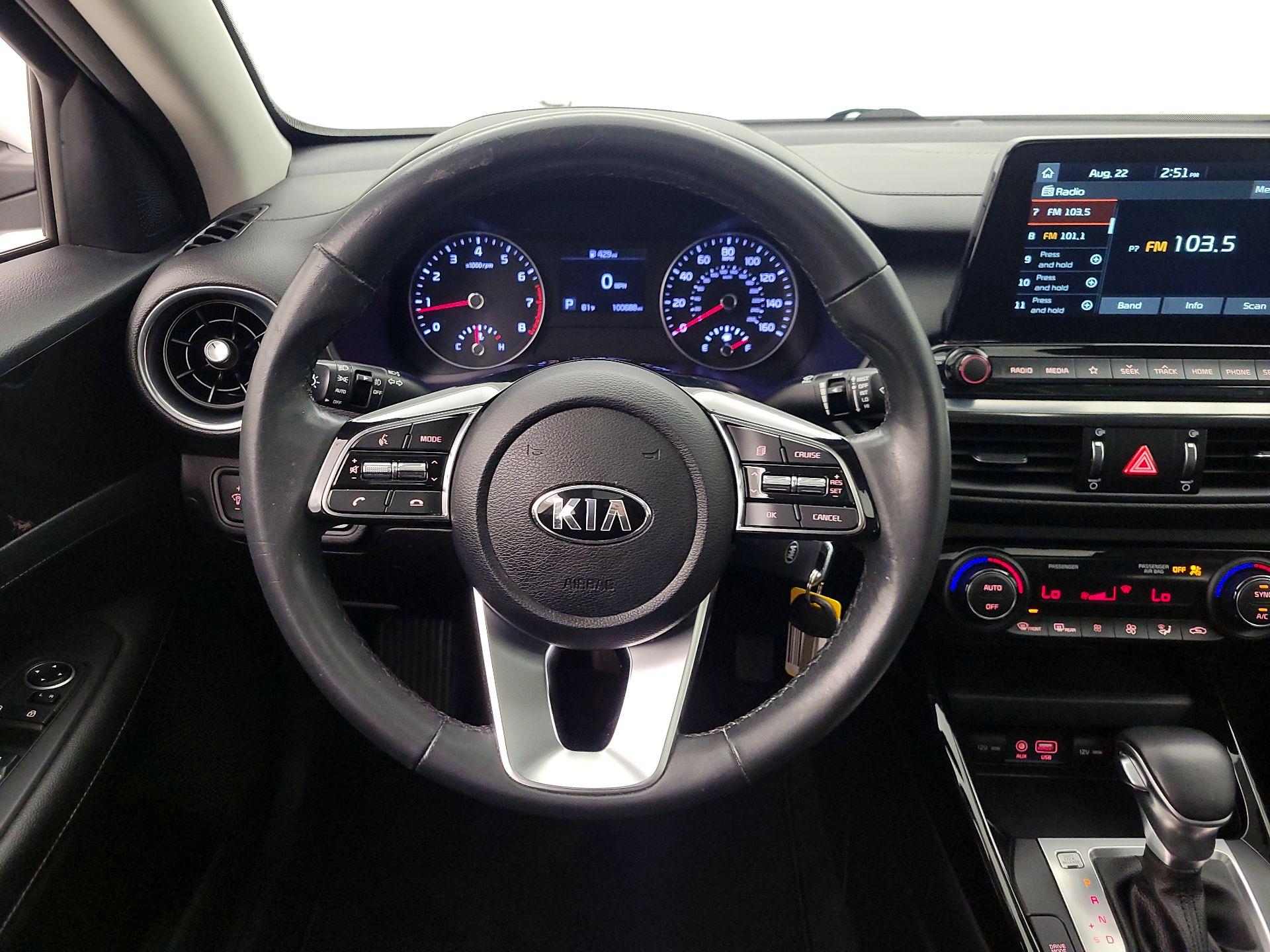 Thumbnail: 2019 Kia Forte - 10
