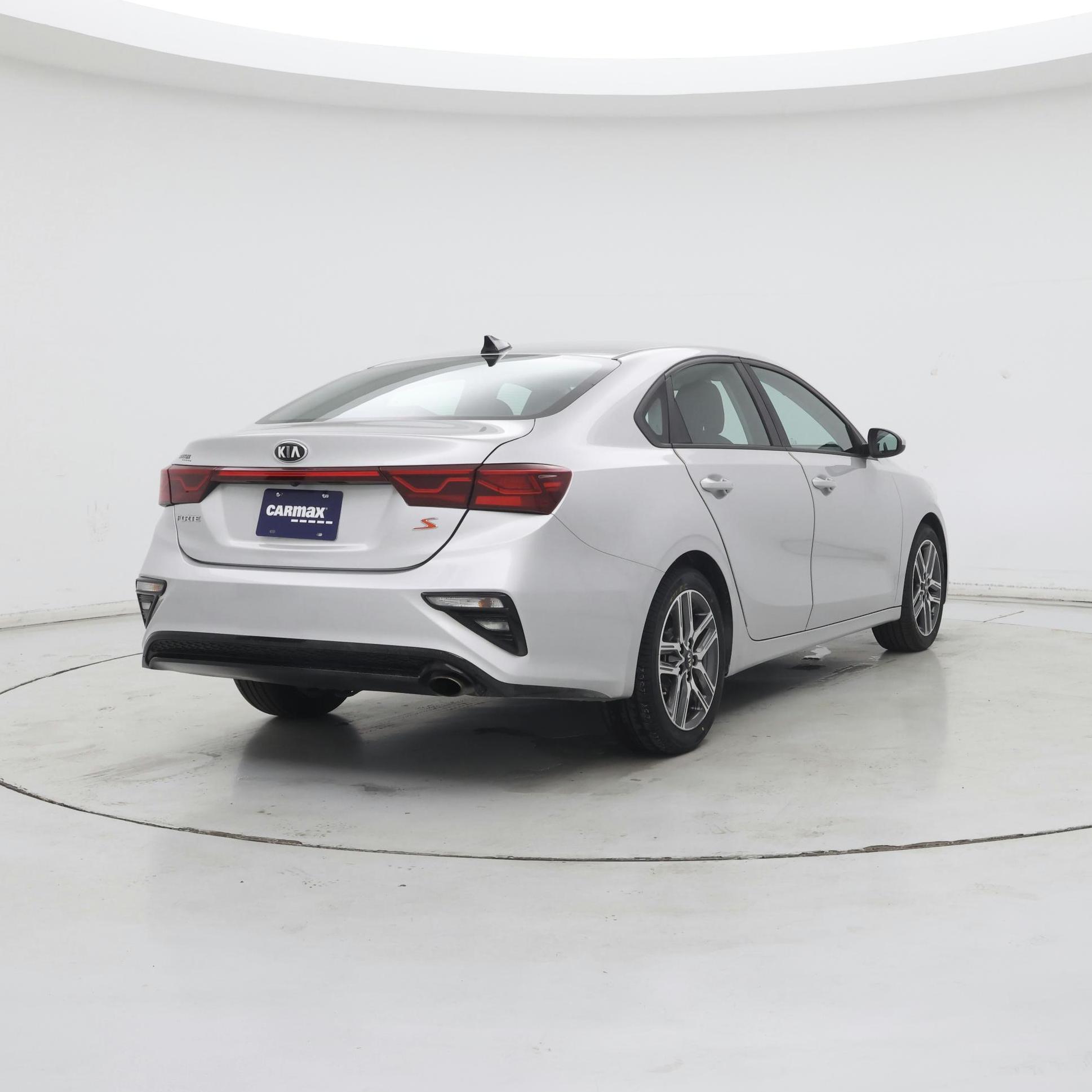 Thumbnail: 2019 Kia Forte - 8