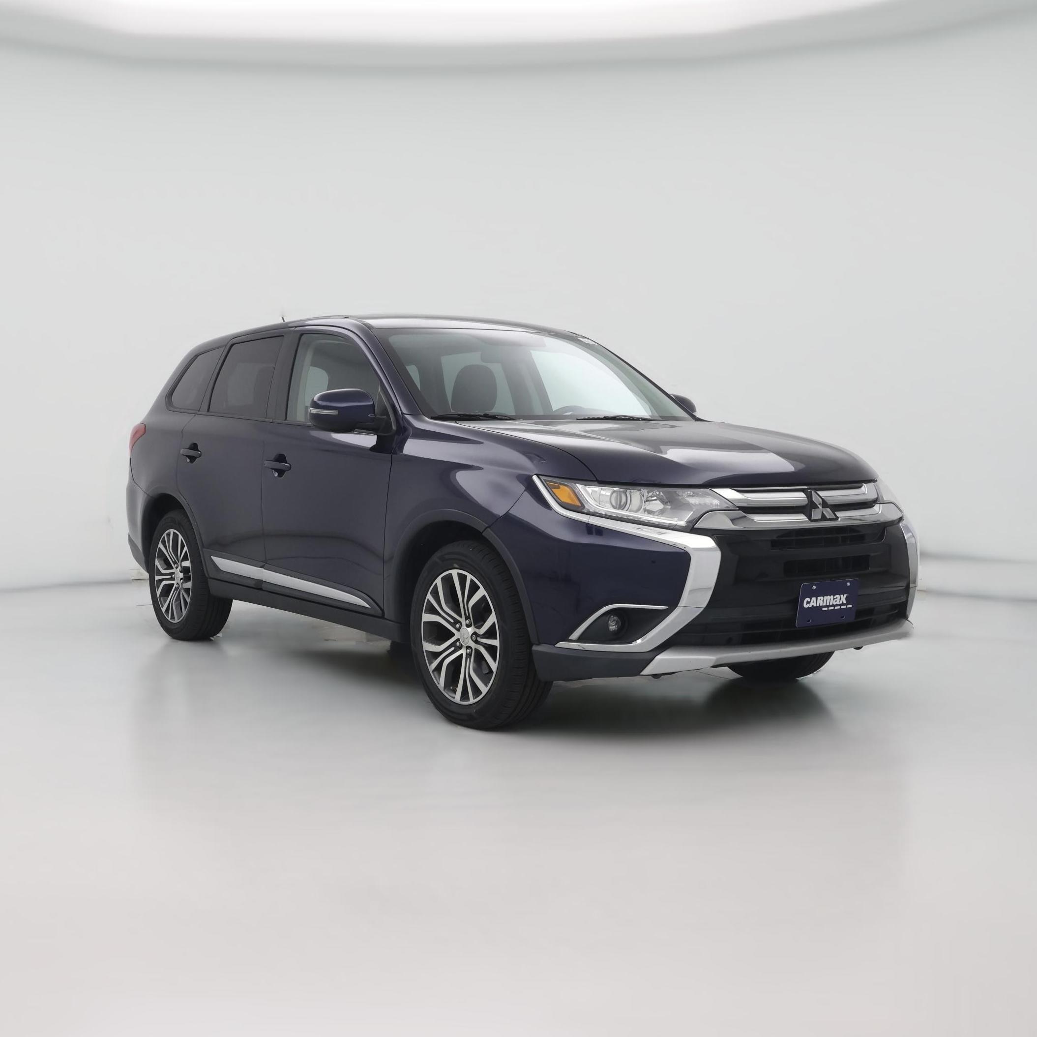 Thumbnail: 2016 Mitsubishi Outlander - 1