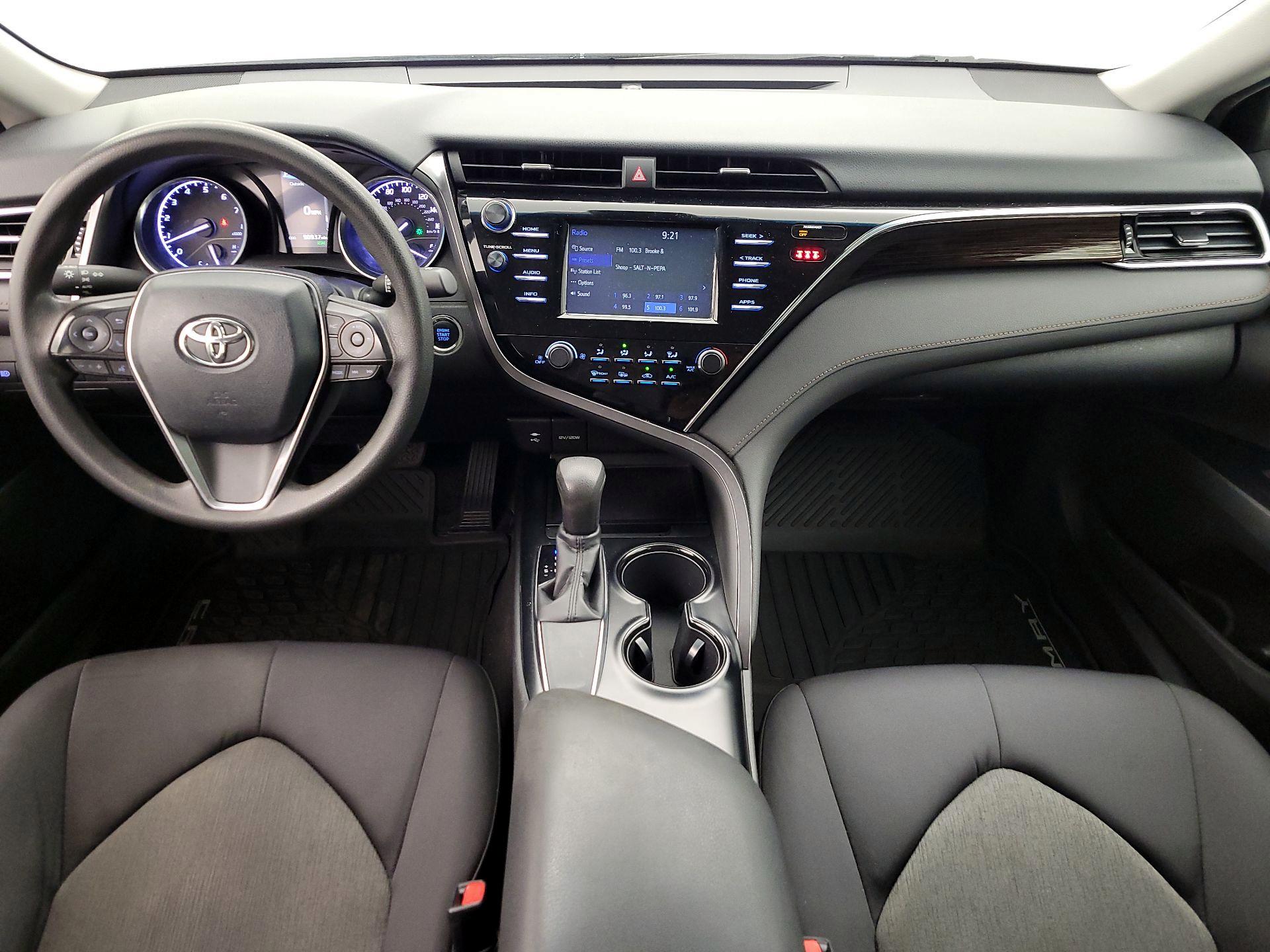 Thumbnail: 2018 Toyota Camry - 9