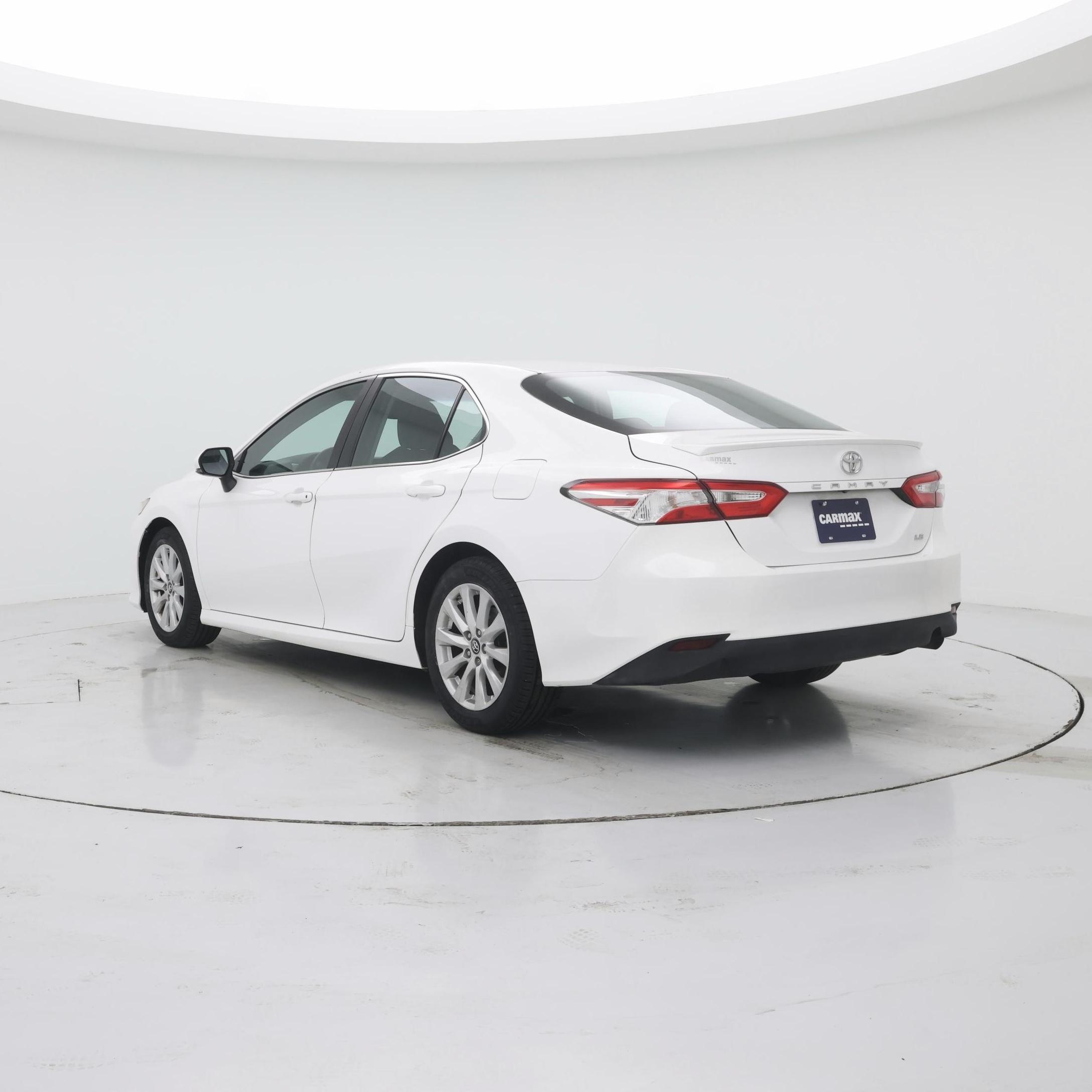Thumbnail: 2018 Toyota Camry - 2