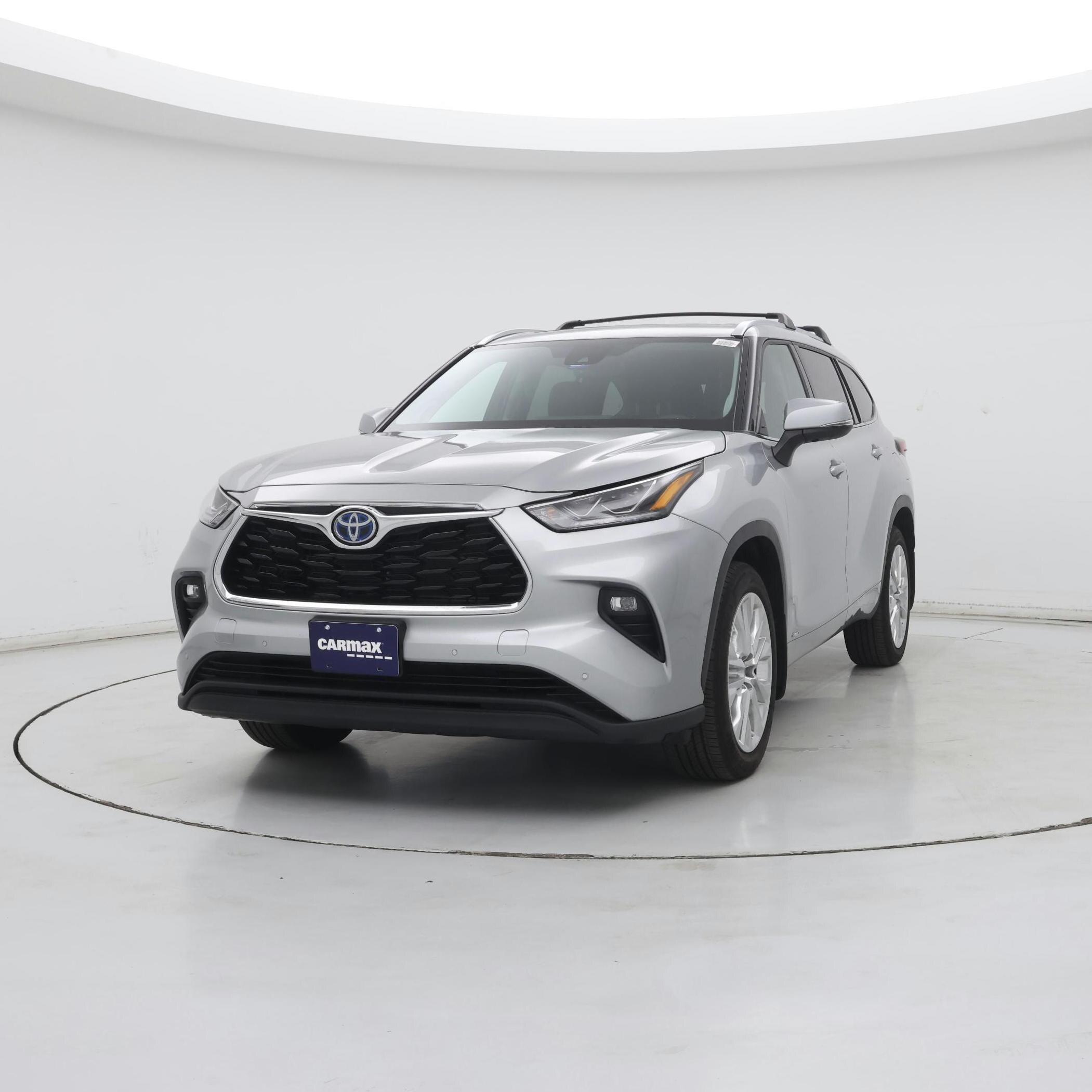 Thumbnail: 2023 Toyota Highlander - 4