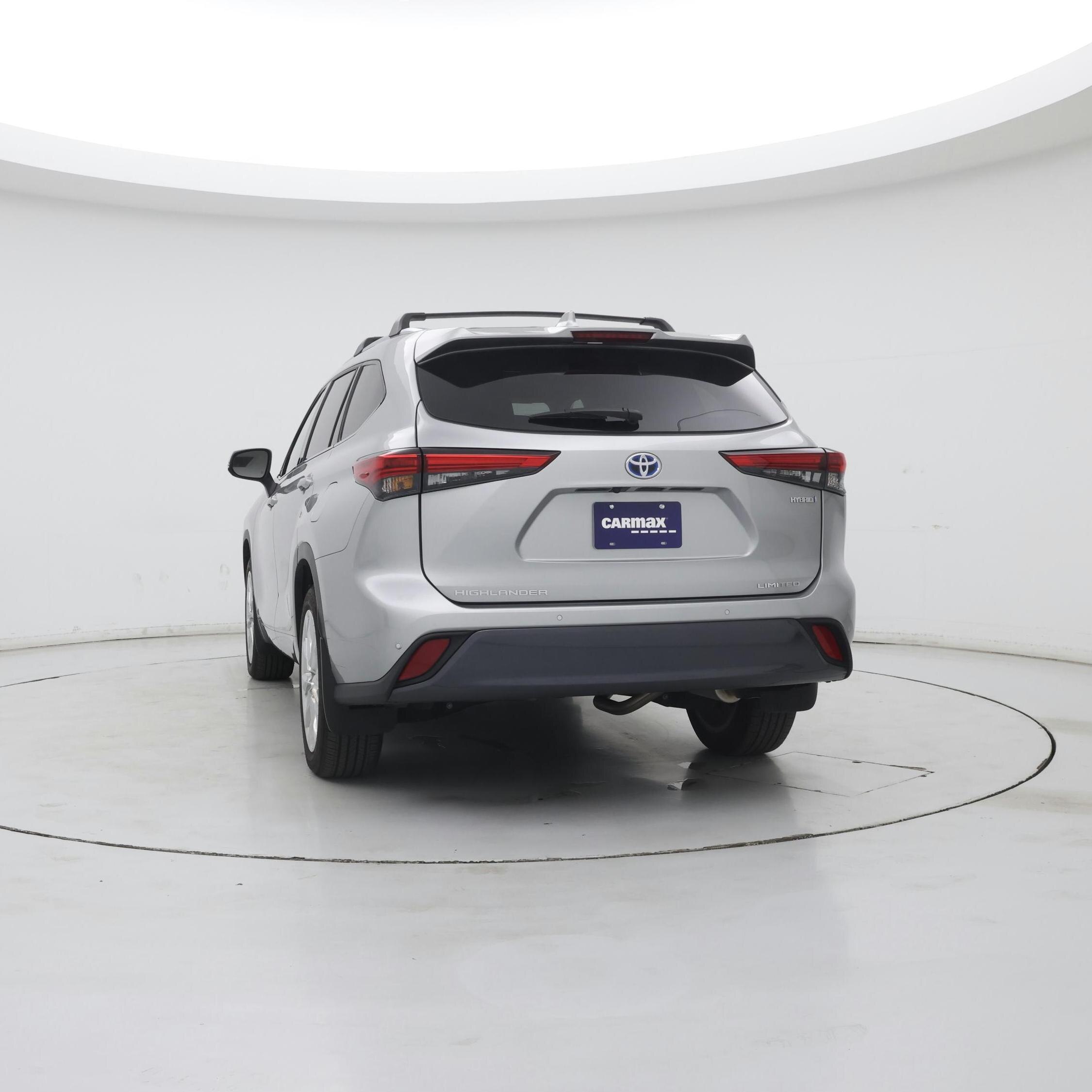 Thumbnail: 2023 Toyota Highlander - 6