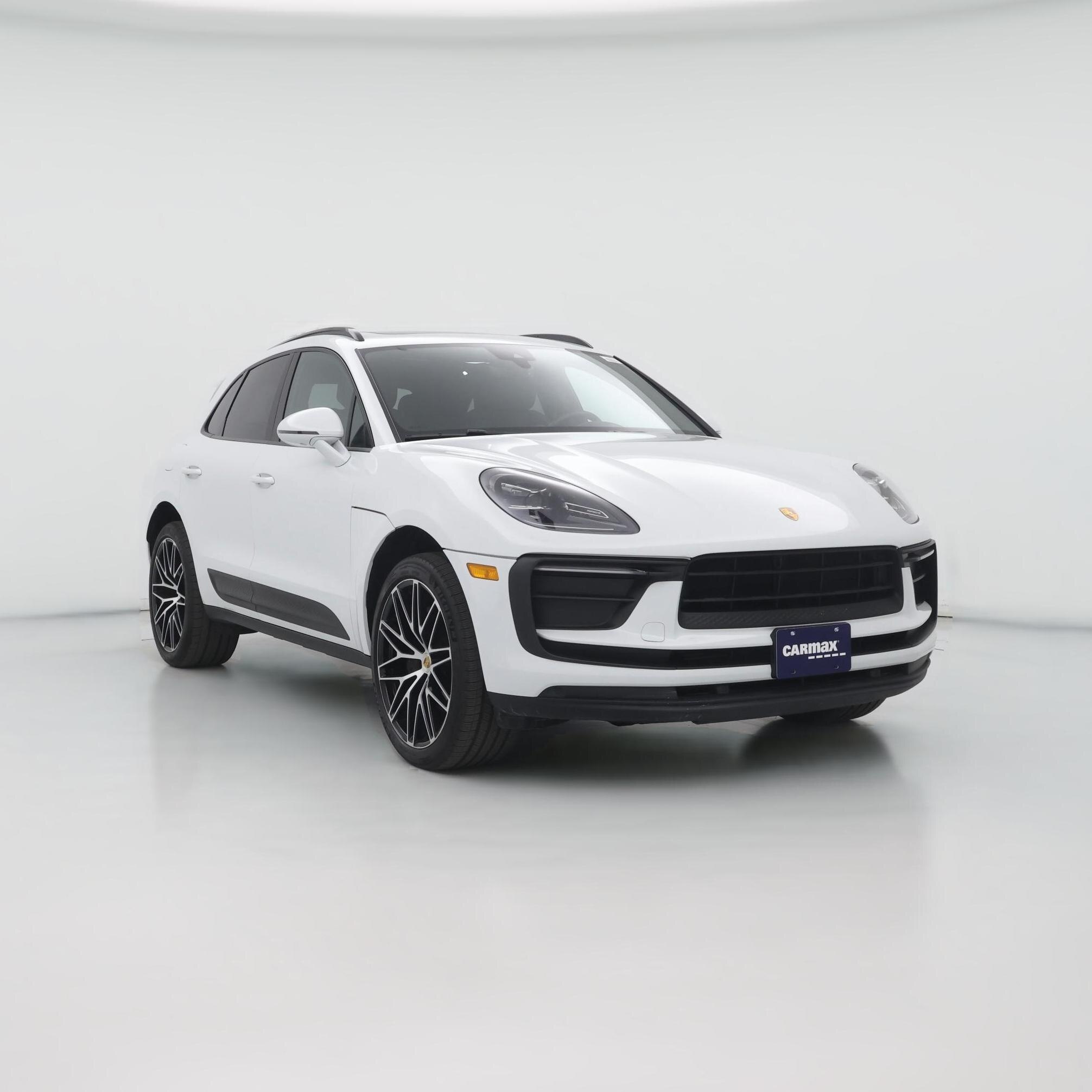 Thumbnail: 2022 Porsche Macan - 1