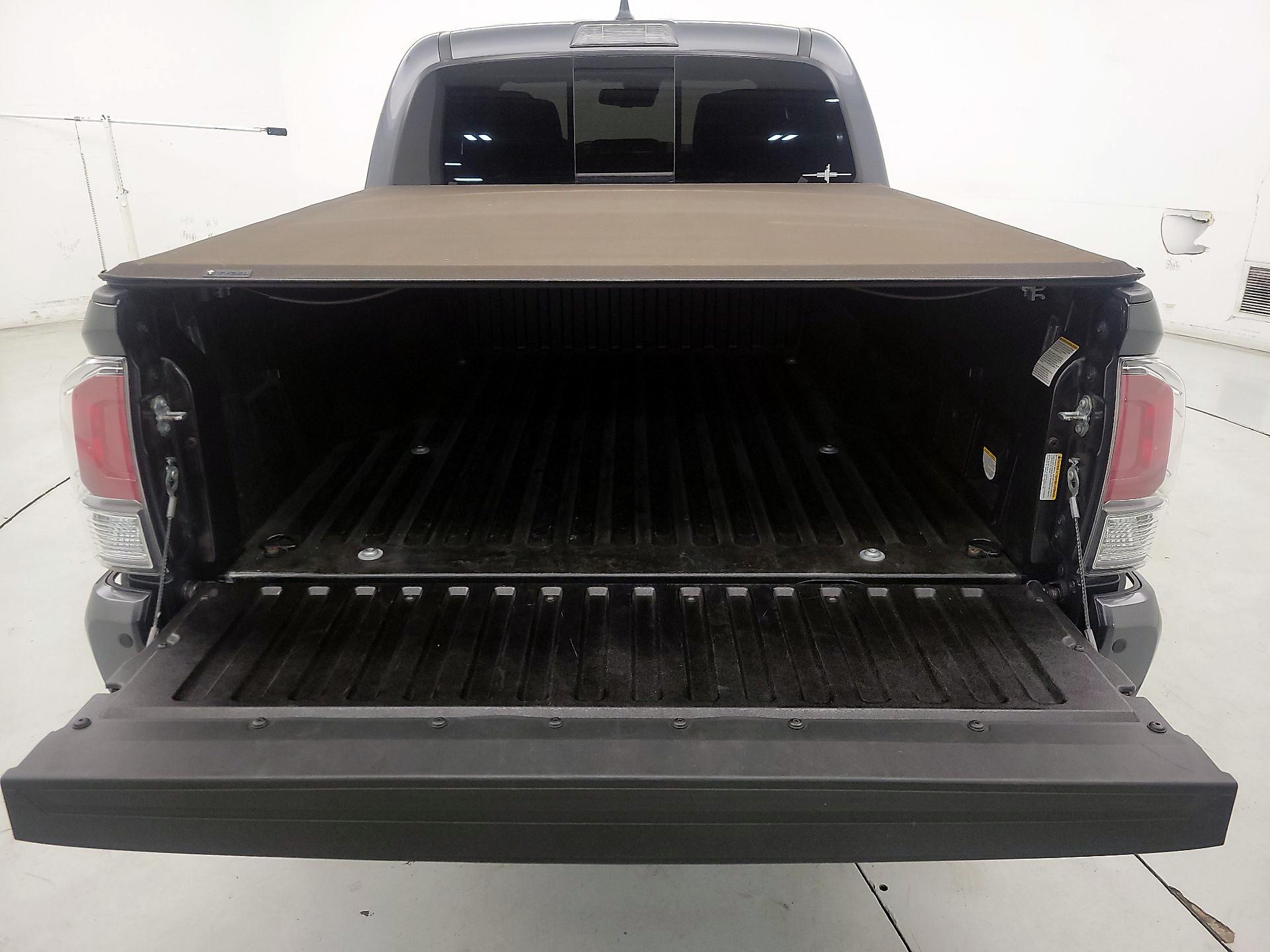 Thumbnail: 2023 Toyota Tacoma - 20