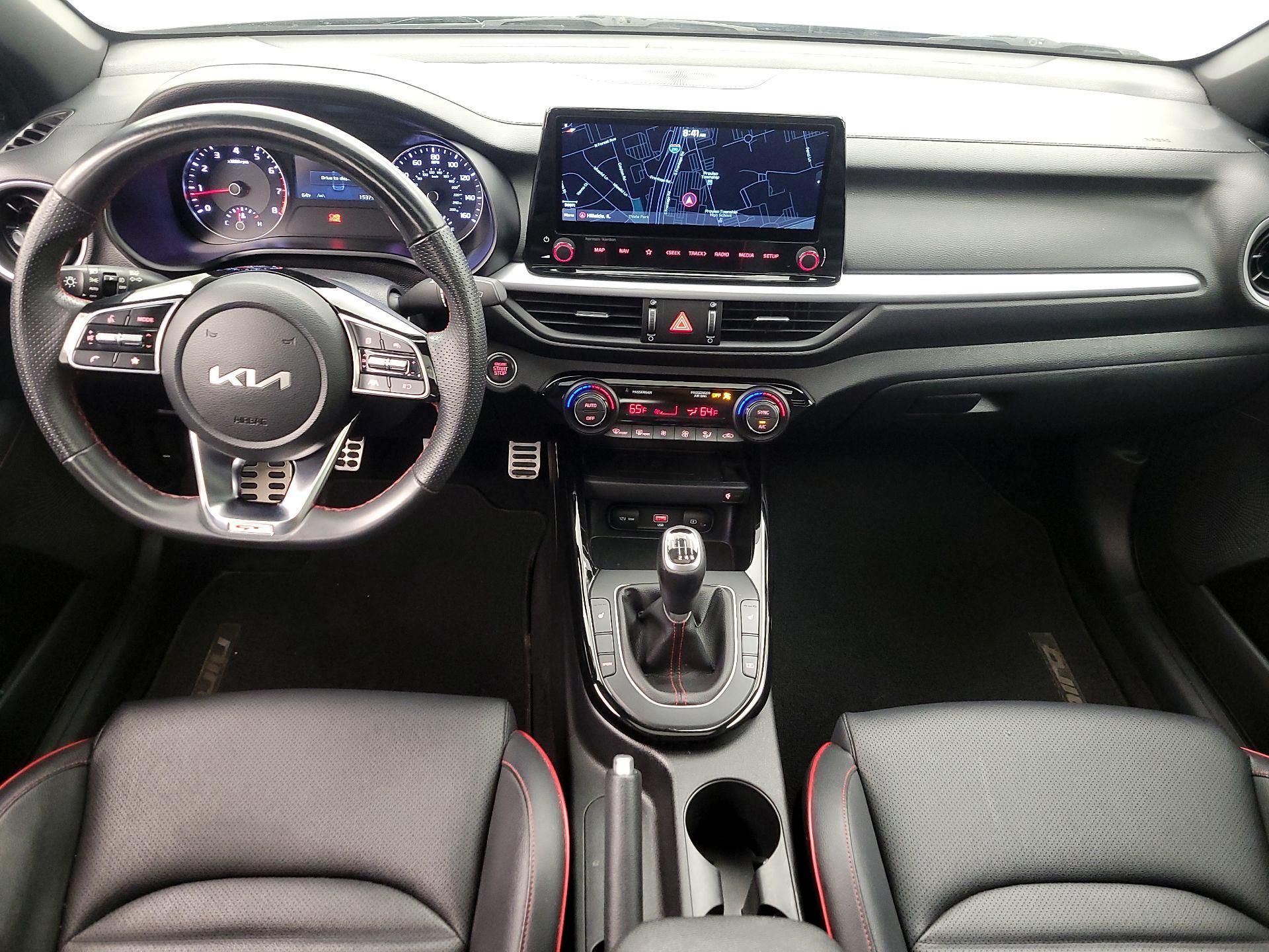 Thumbnail: 2022 Kia Forte - 9
