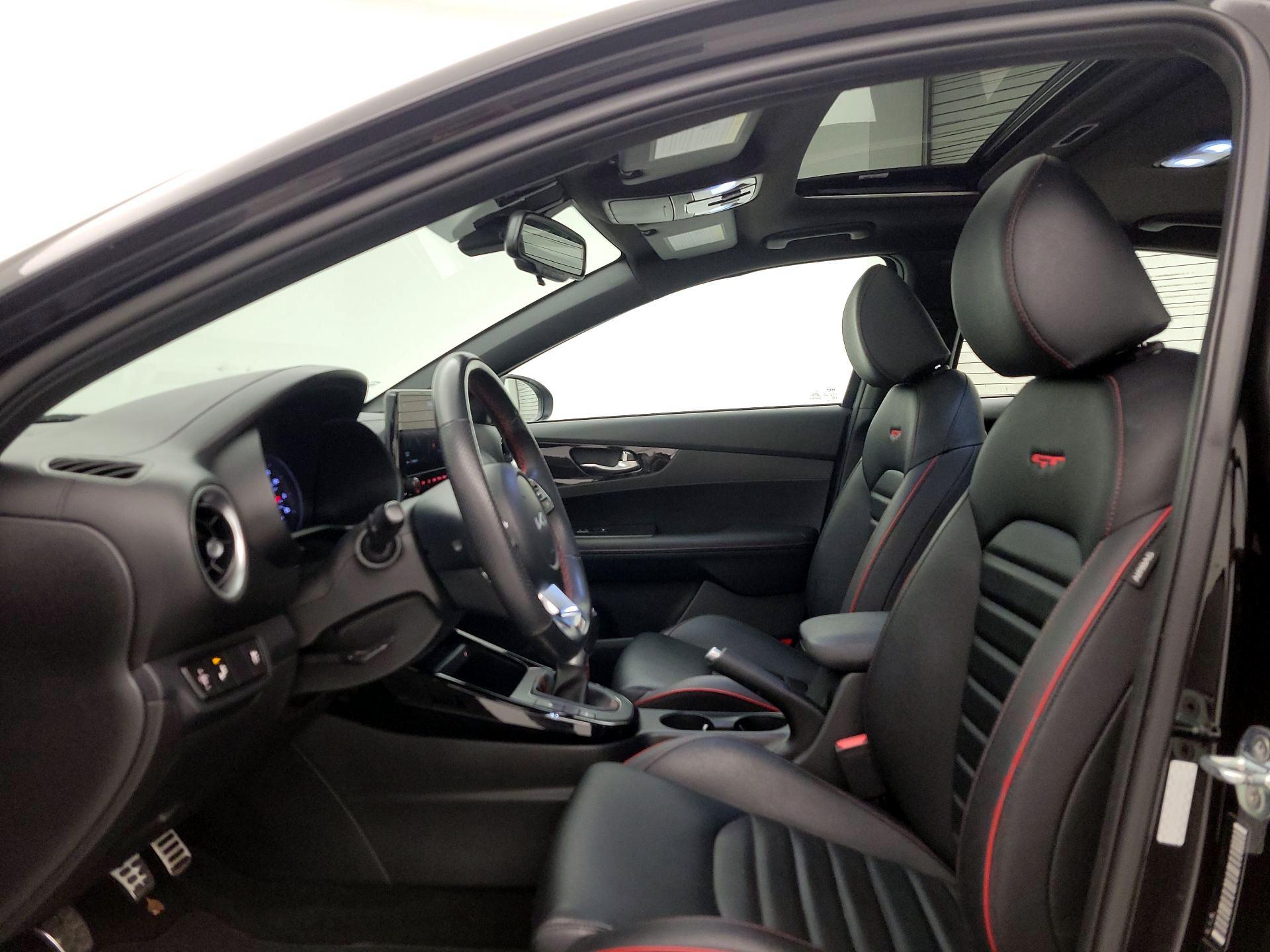 Thumbnail: 2022 Kia Forte - 20