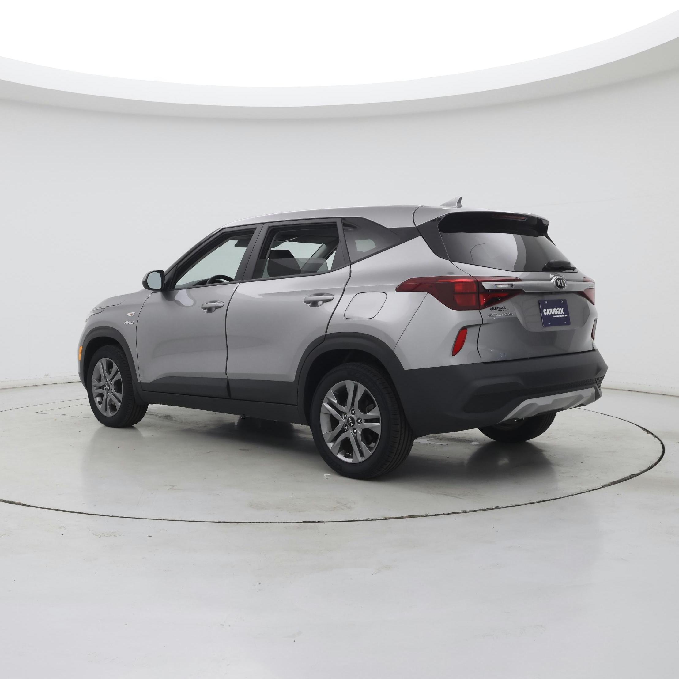 Thumbnail: 2021 Kia Seltos - 2