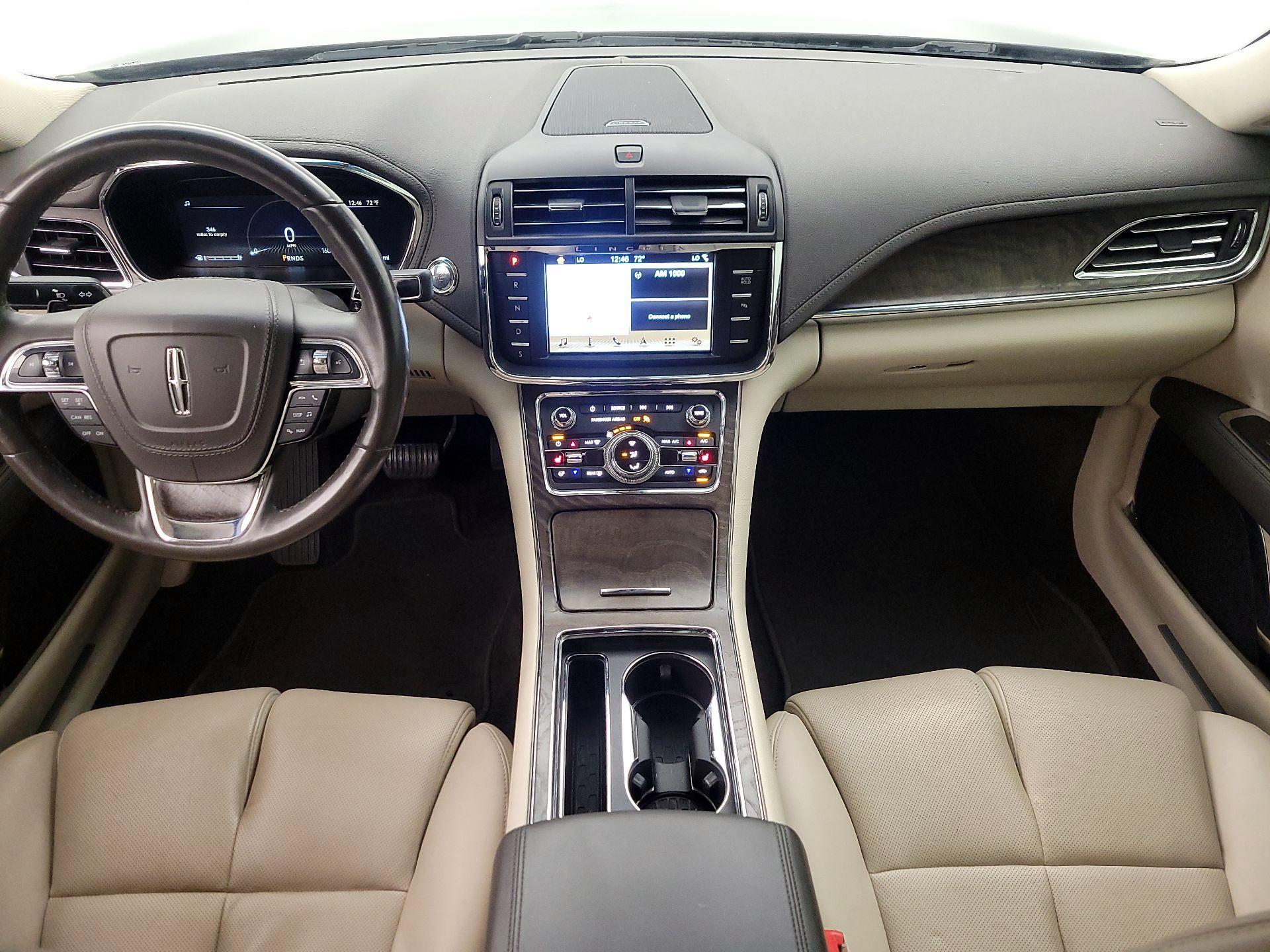 Thumbnail: 2017 Lincoln Continental - 9