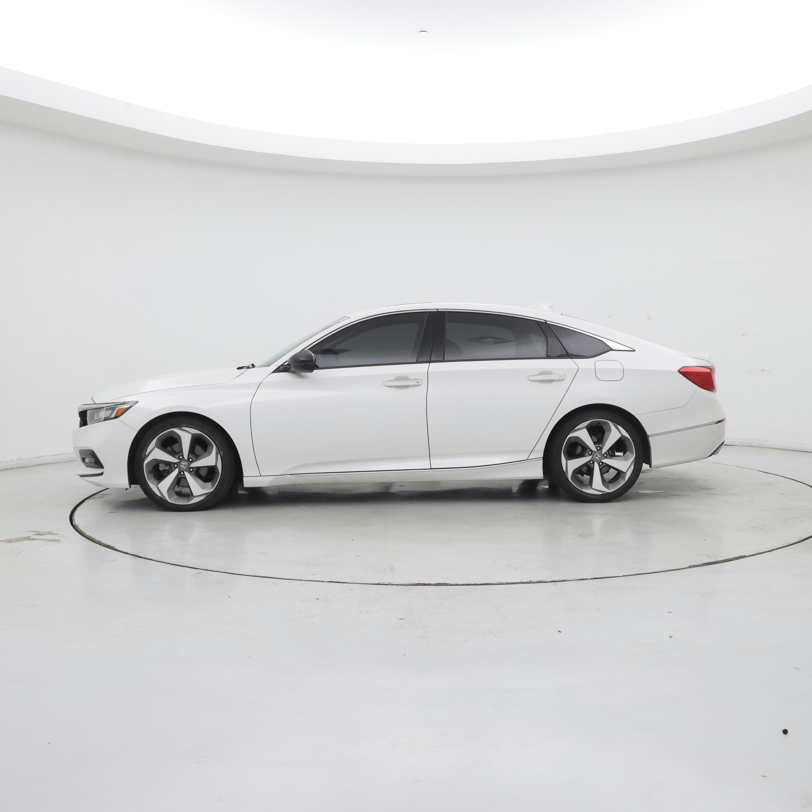 Thumbnail: 2019 Honda Accord - 3
