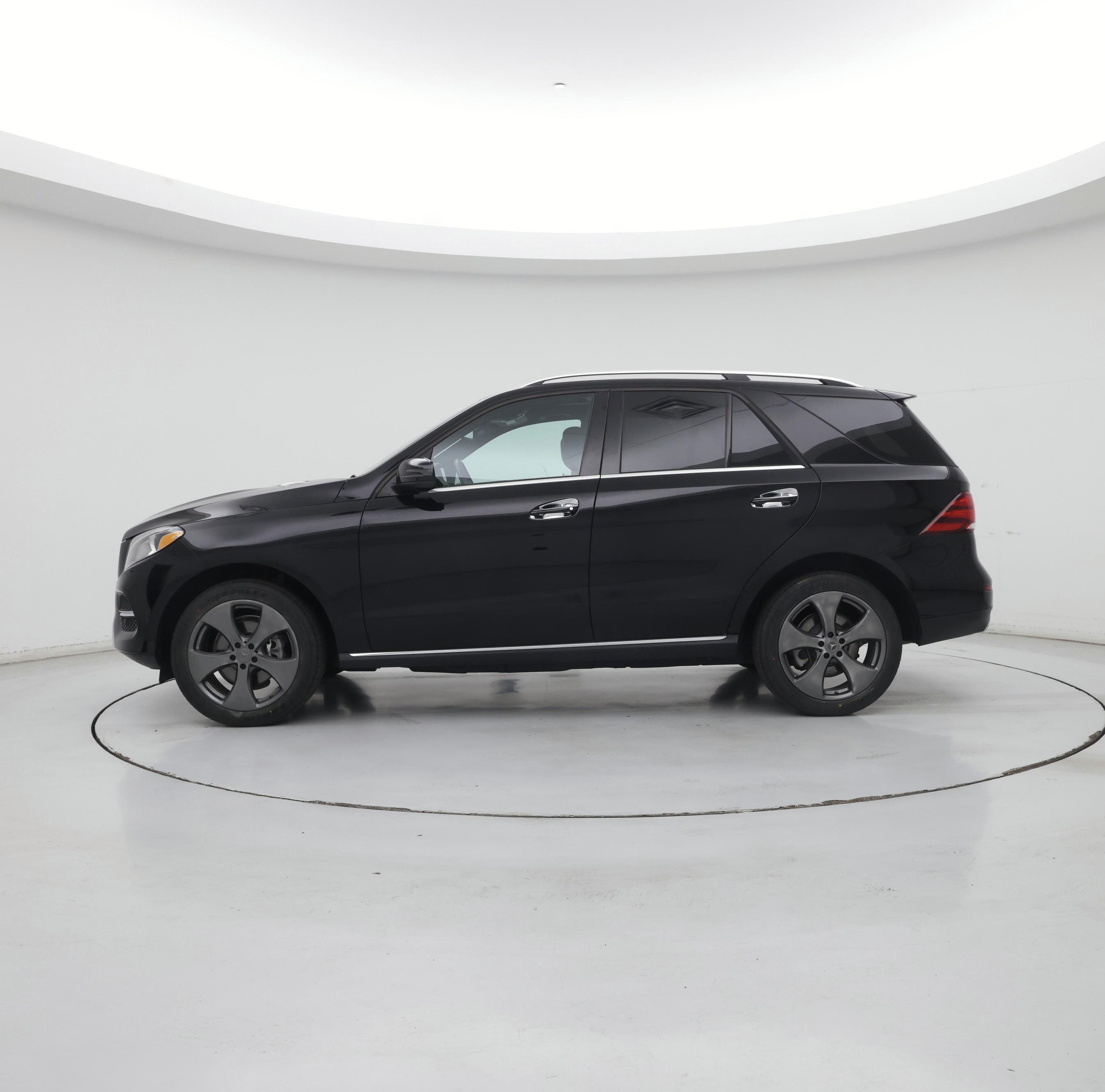 Thumbnail: 2018 Mercedes-Benz GLE - 3