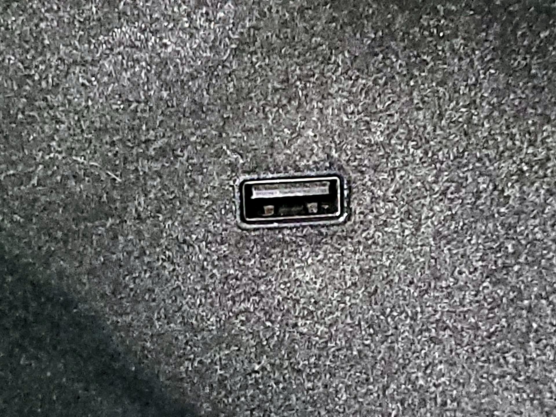 Thumbnail: 2020 Tesla Model 3 - 18