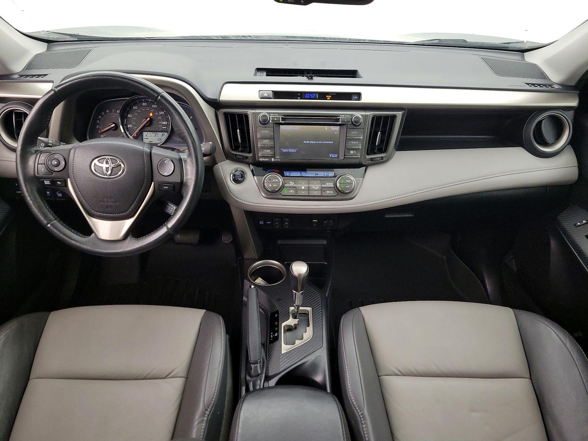 Thumbnail: 2015 Toyota RAV4 - 9