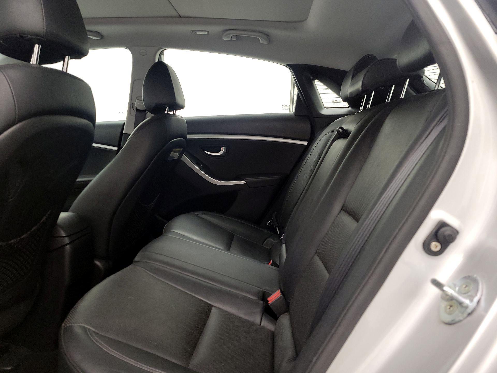 Thumbnail: 2016 Hyundai Elantra - 20