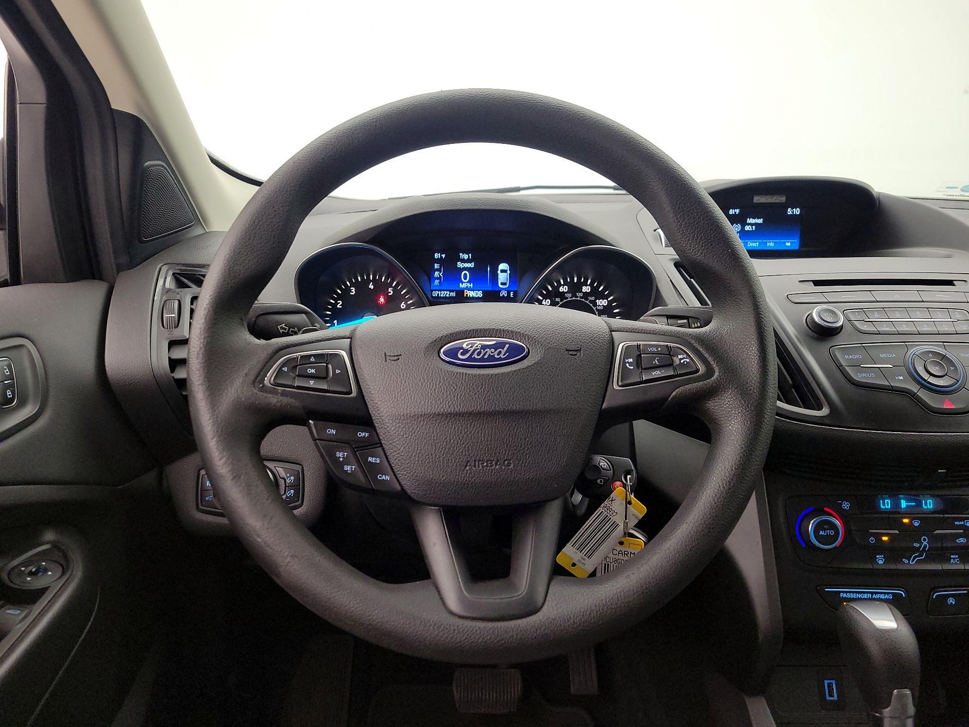Thumbnail: 2017 Ford Escape - 10