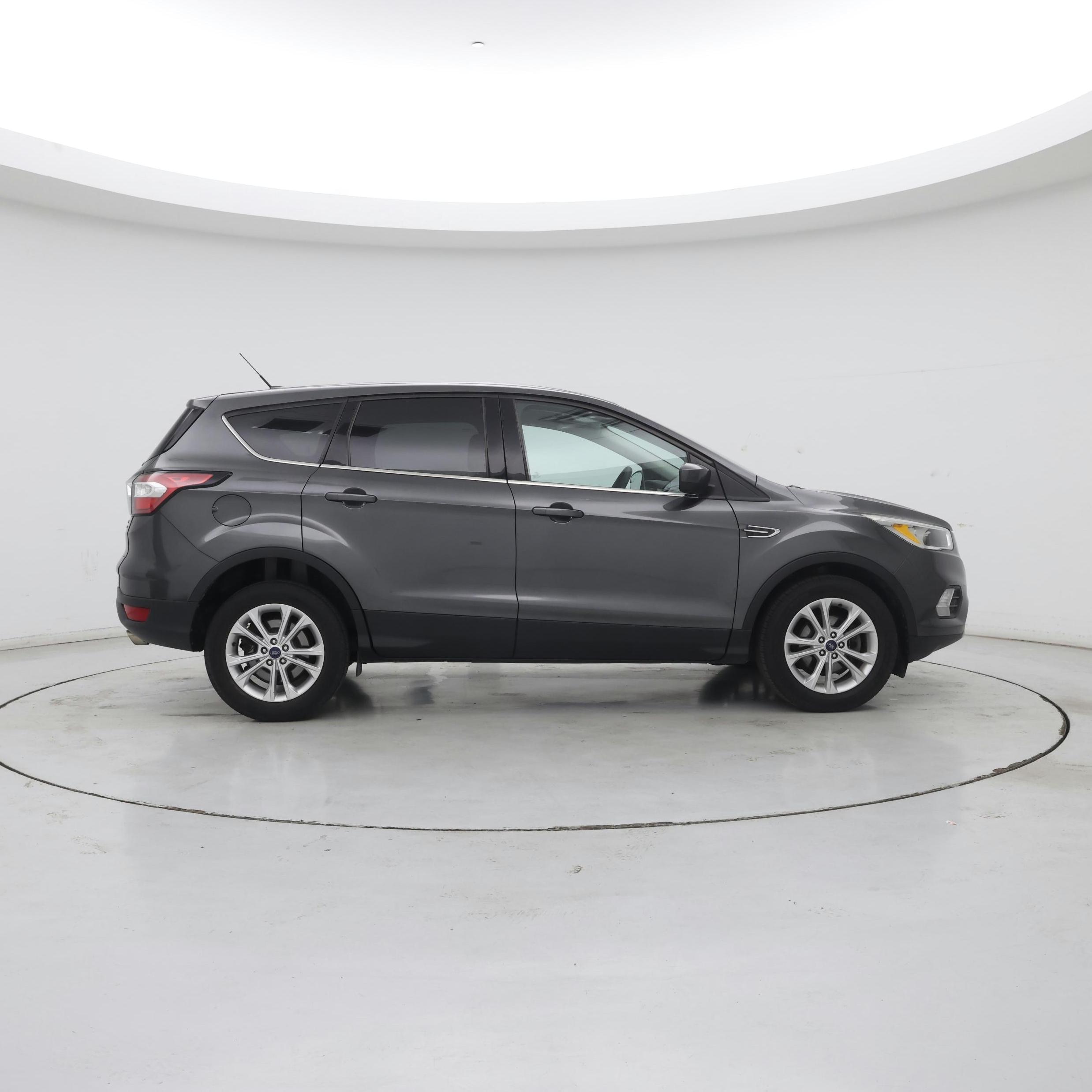 Thumbnail: 2017 Ford Escape - 7