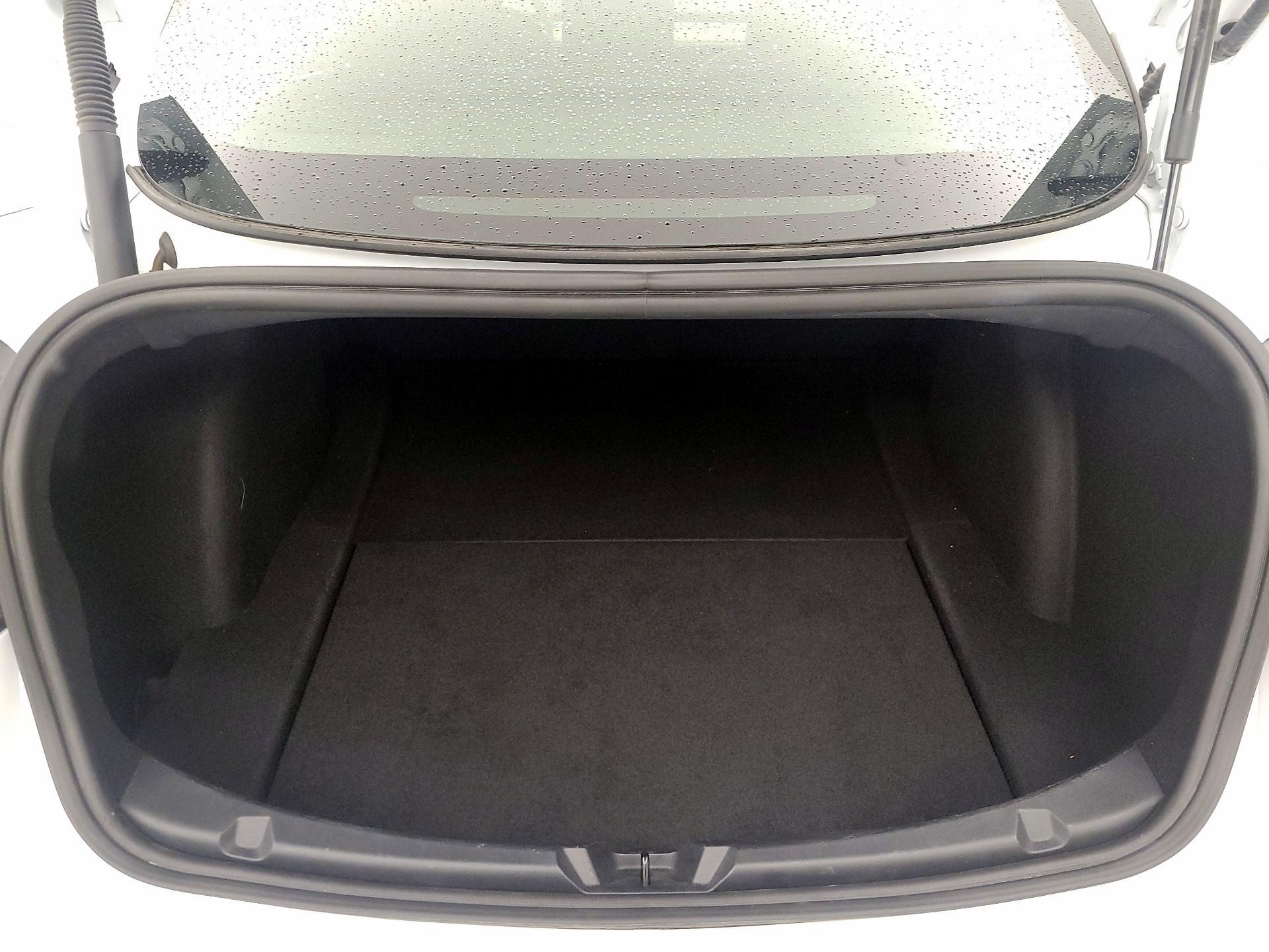 Thumbnail: 2021 Tesla Model 3 - 19