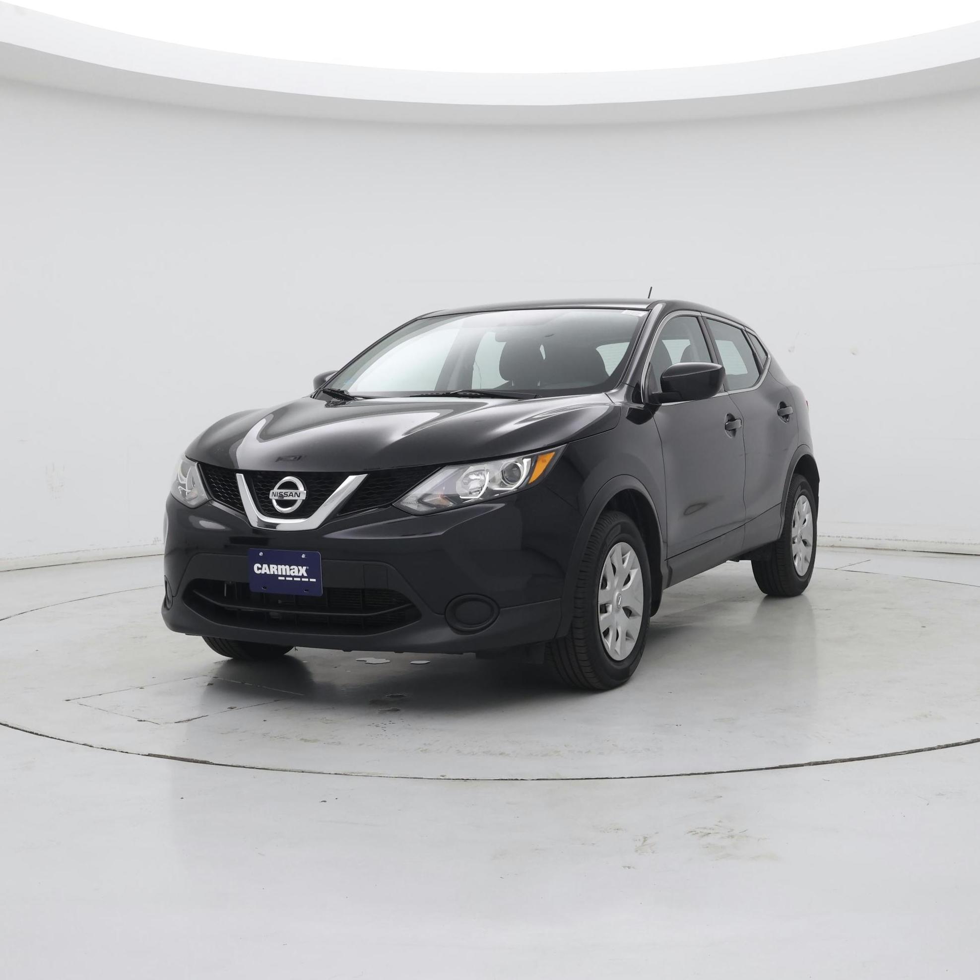 Thumbnail: 2018 Nissan Rogue Sport - 4