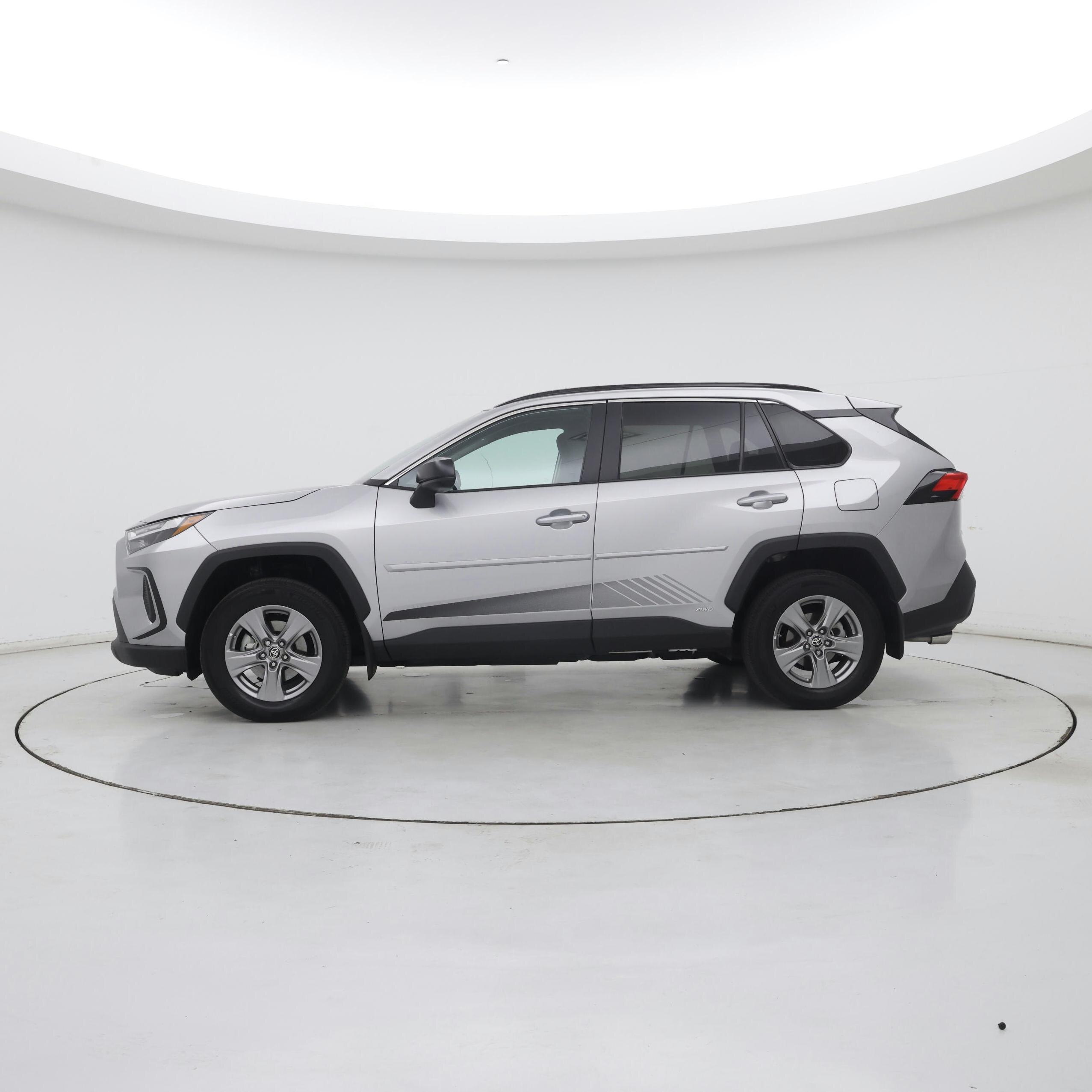 Thumbnail: 2024 Toyota RAV4 - 3