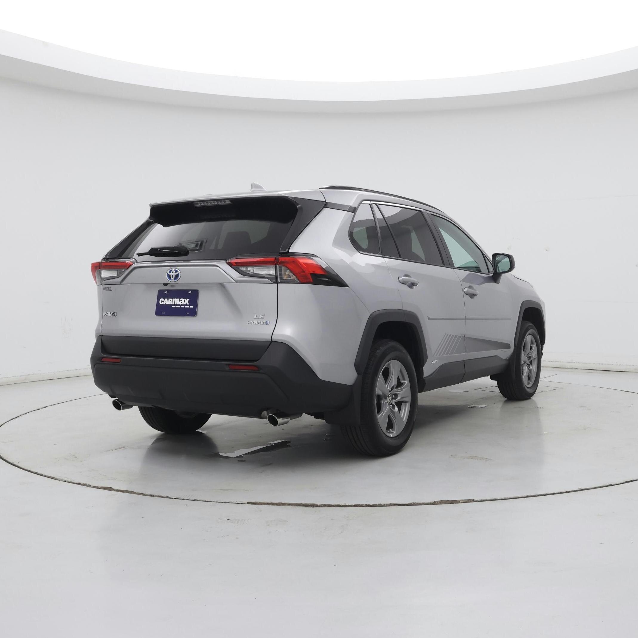 Thumbnail: 2024 Toyota RAV4 - 8