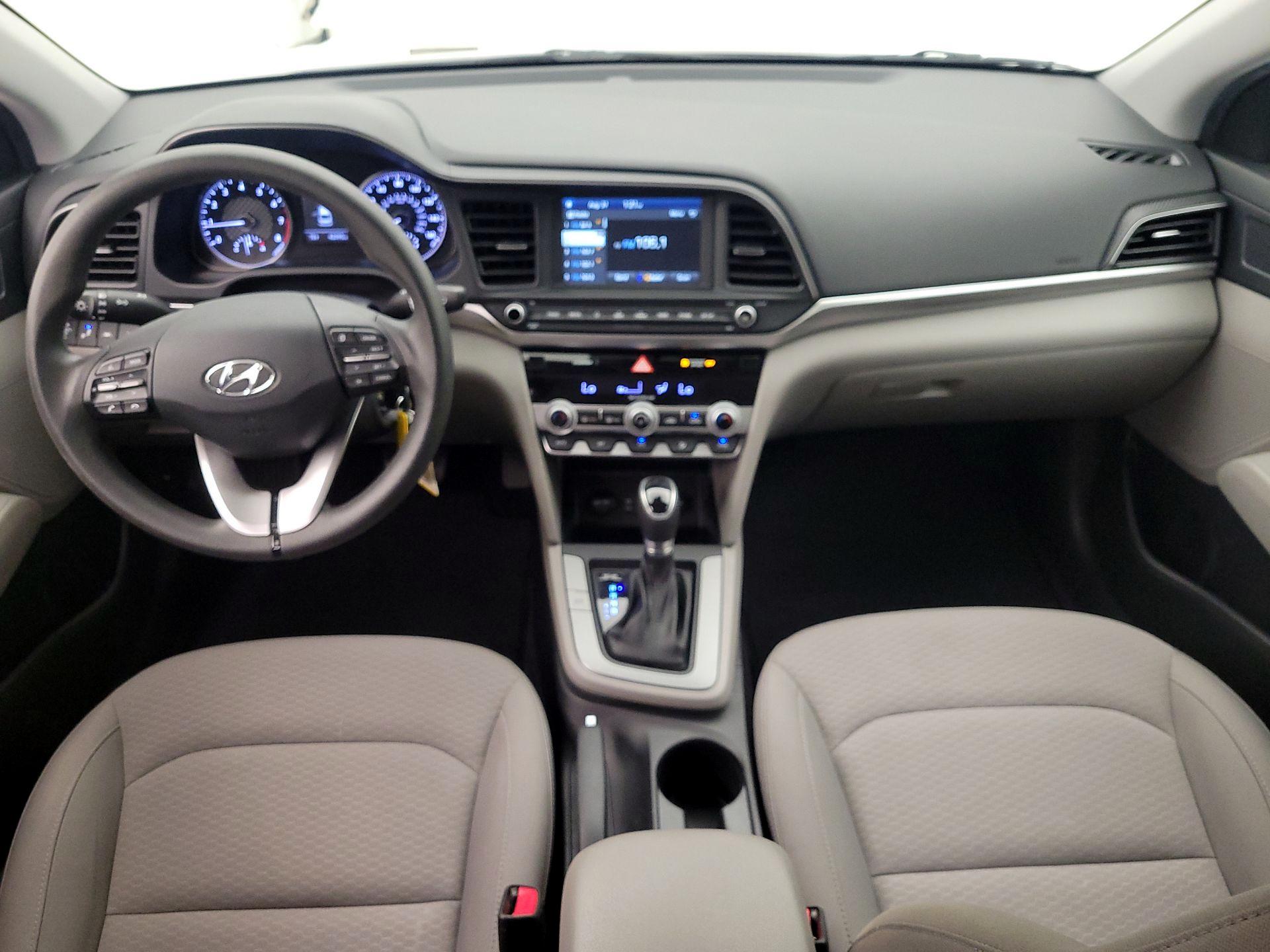Thumbnail: 2020 Hyundai Elantra - 9