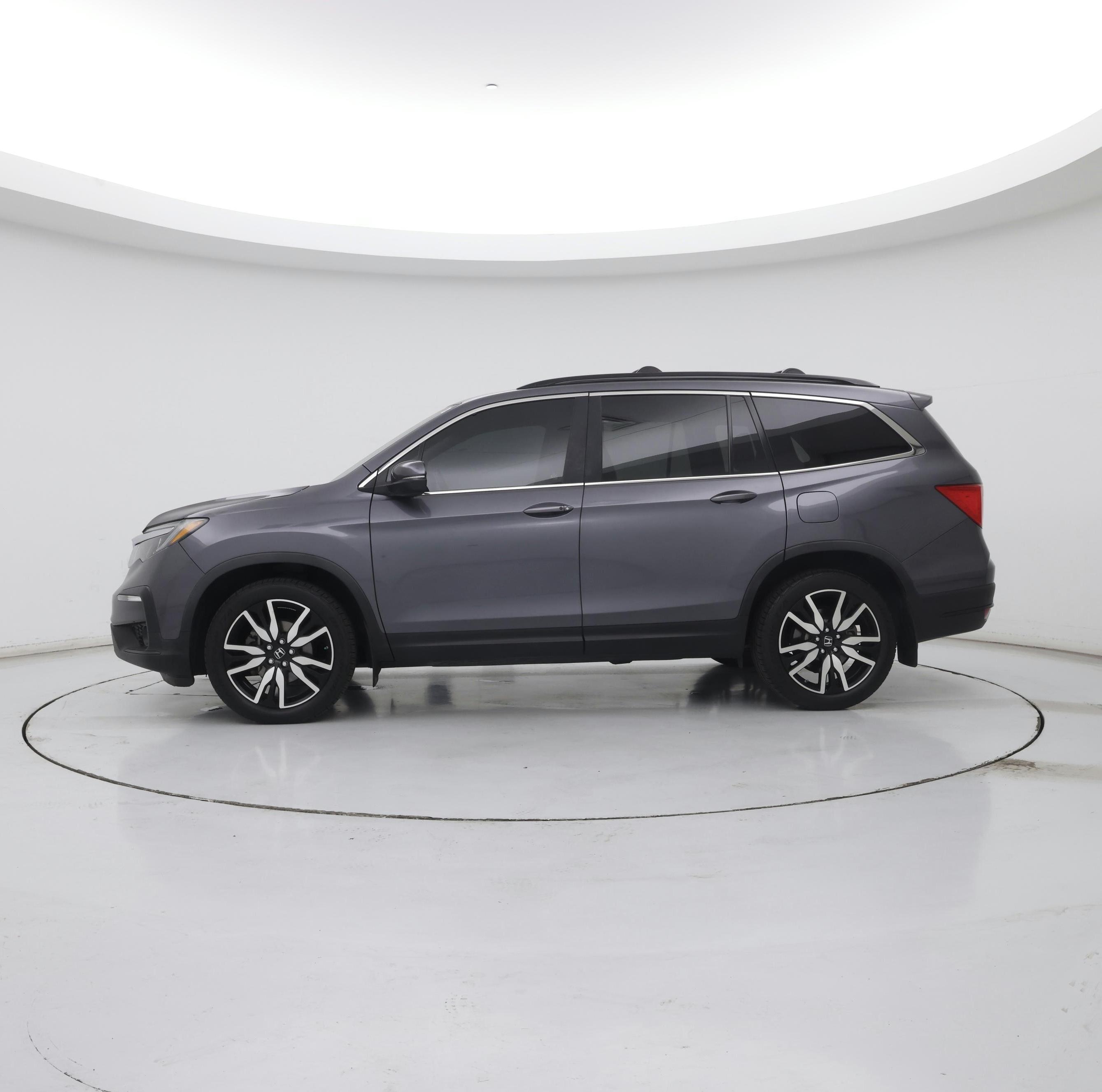 Thumbnail: 2019 Honda Pilot - 3