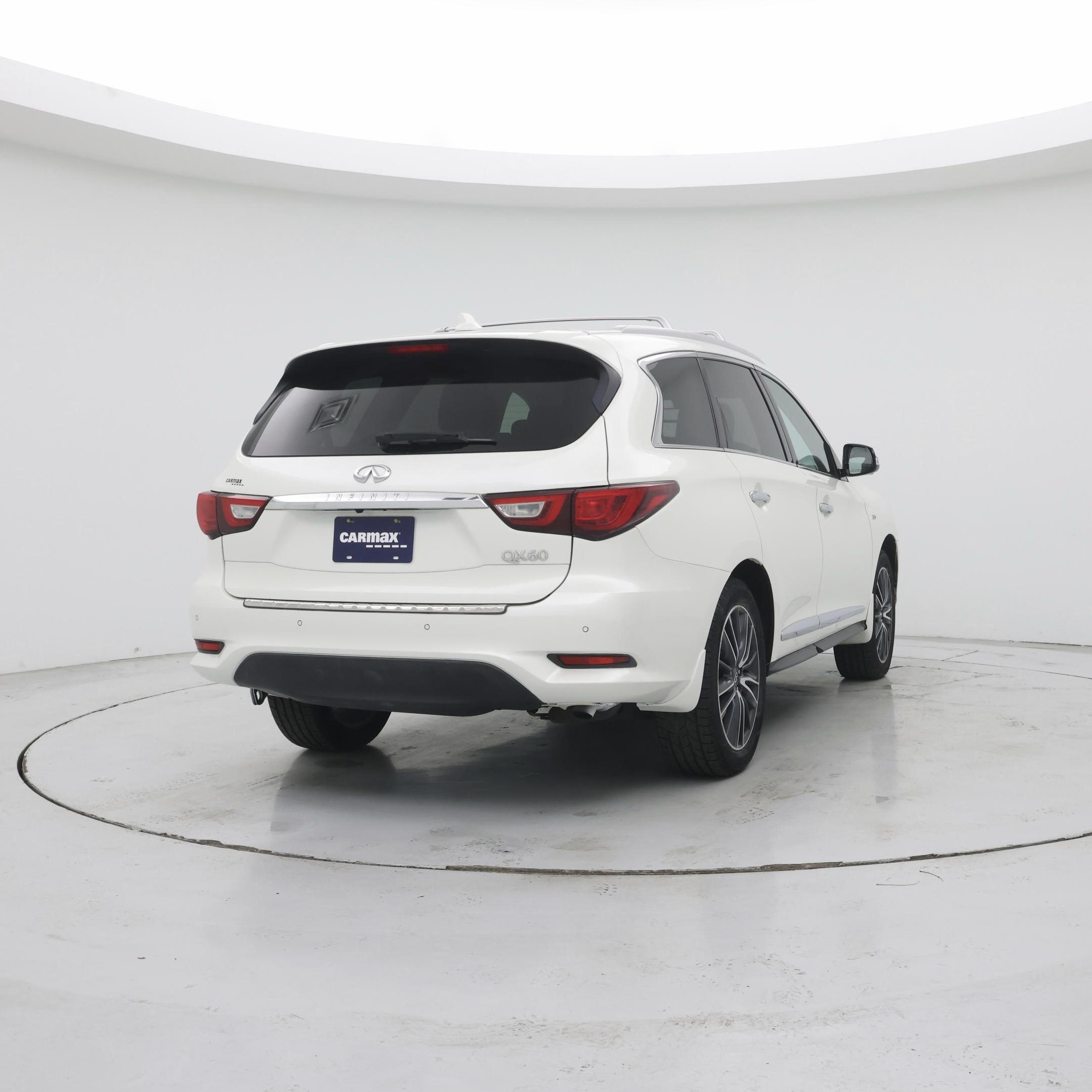 Thumbnail: 2016 INFINITI QX60 - 8