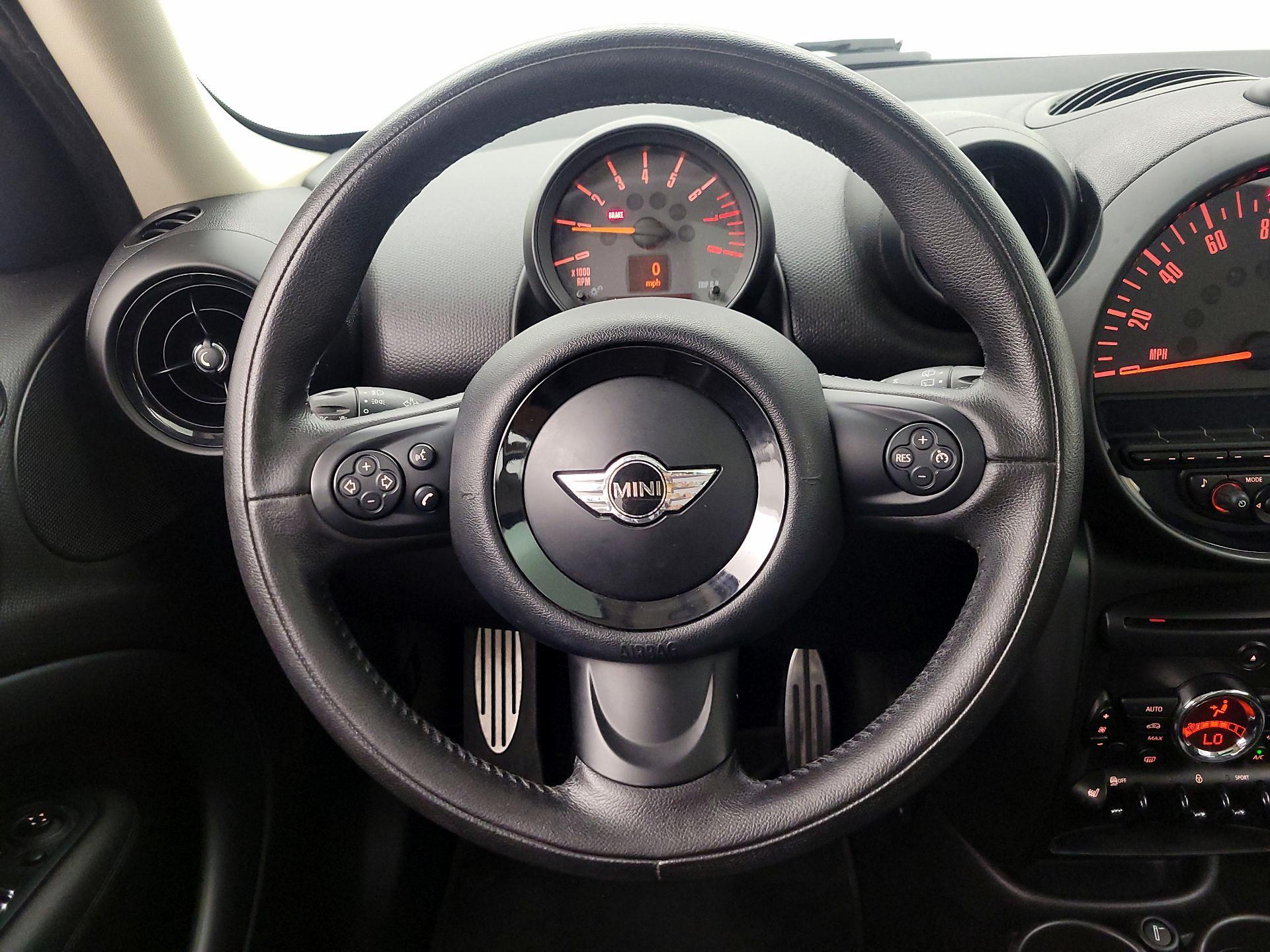 Thumbnail: 2015 MINI Cooper Countryman - 10