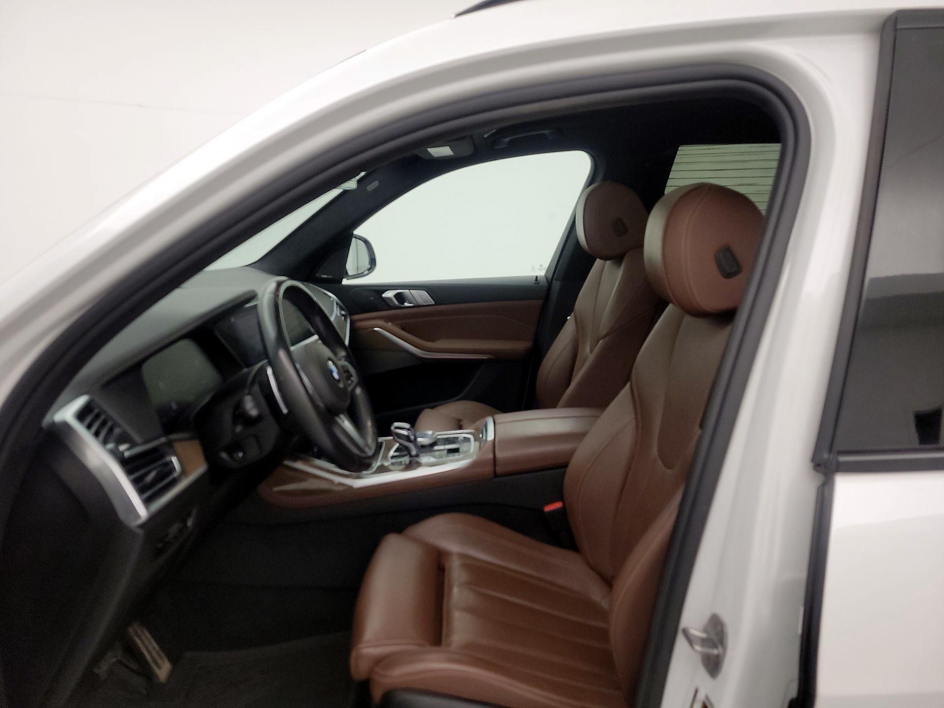 Thumbnail: 2020 BMW X7 - 11