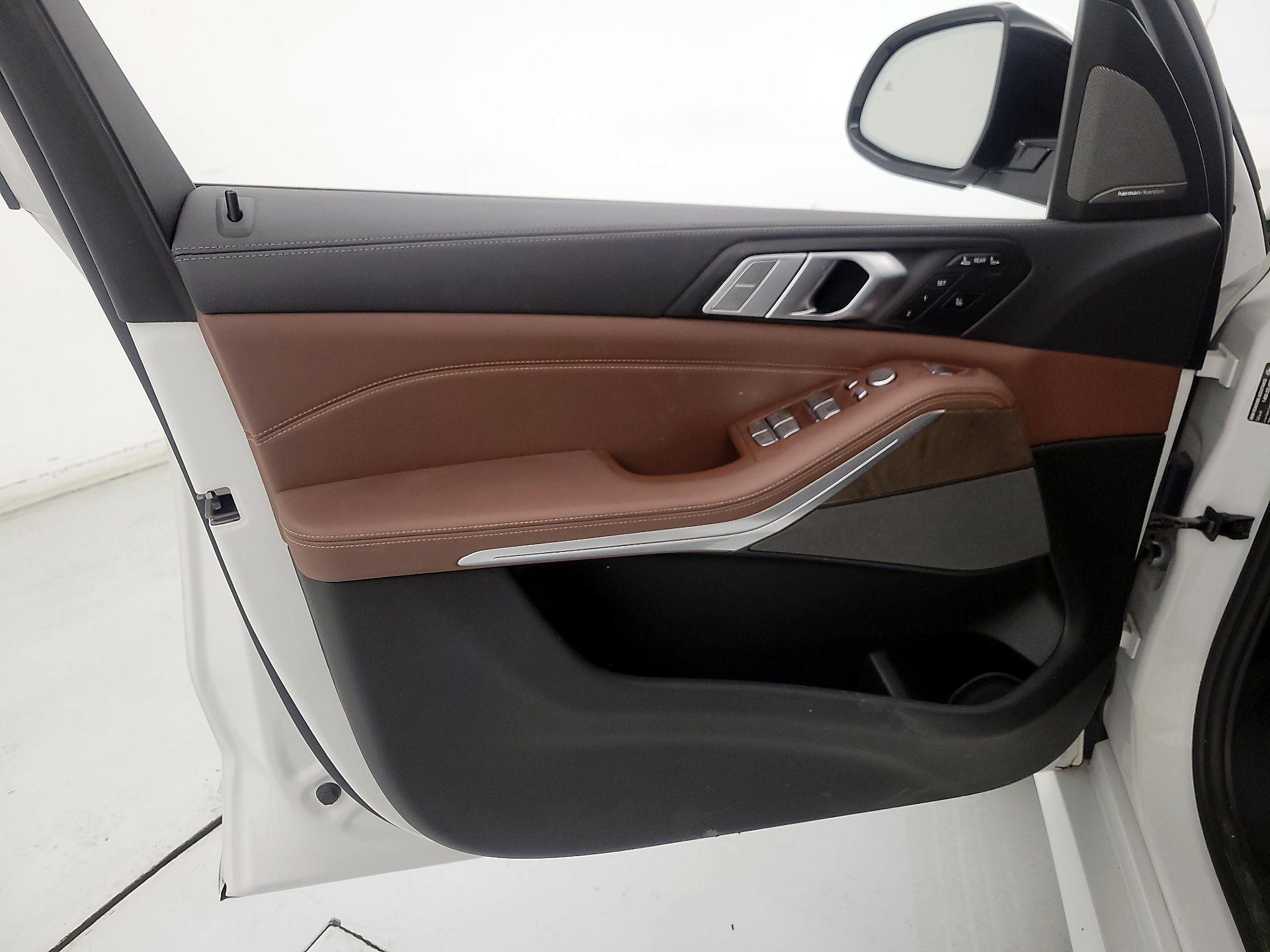 Thumbnail: 2020 BMW X7 - 12