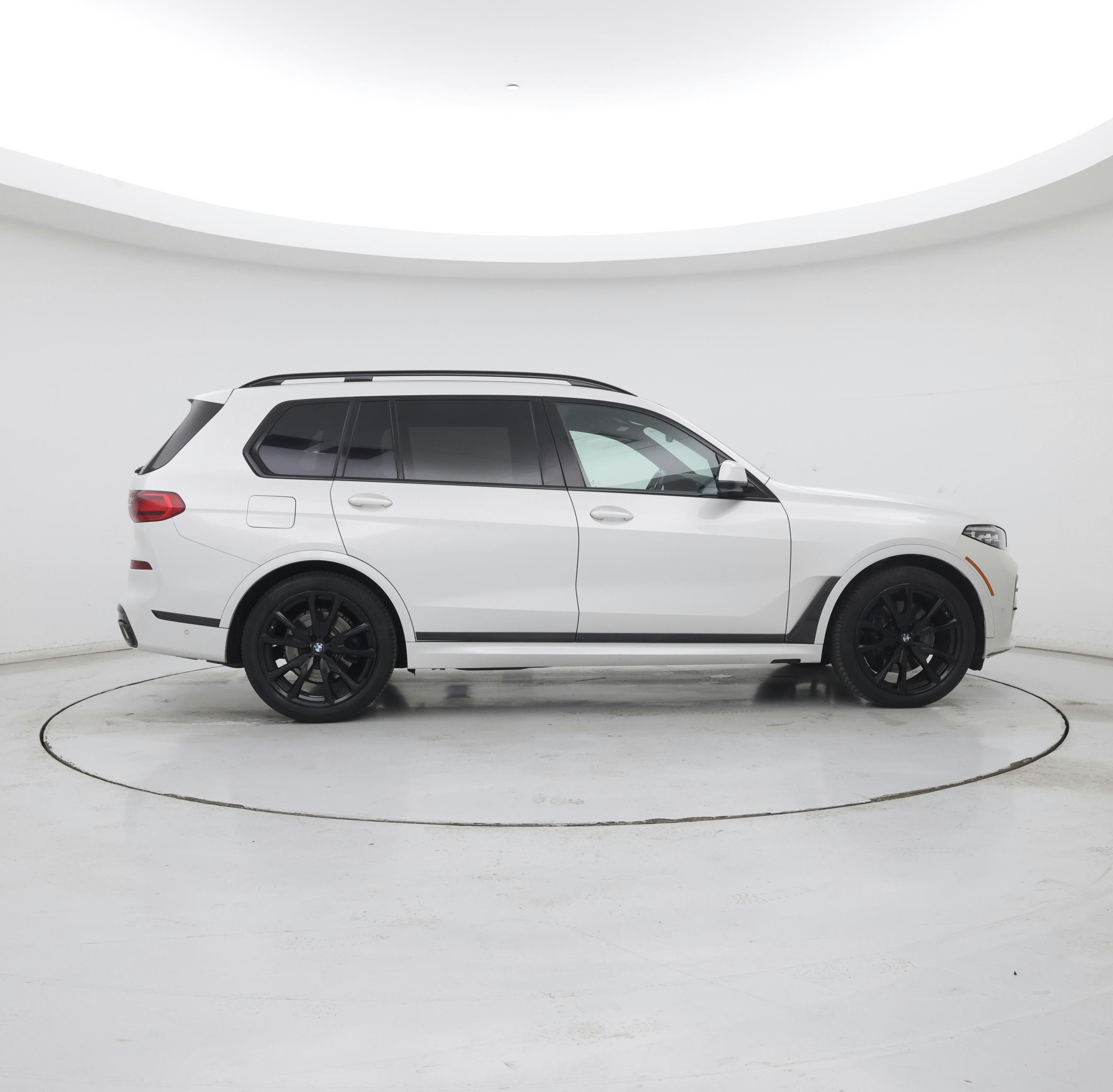 Thumbnail: 2020 BMW X7 - 7