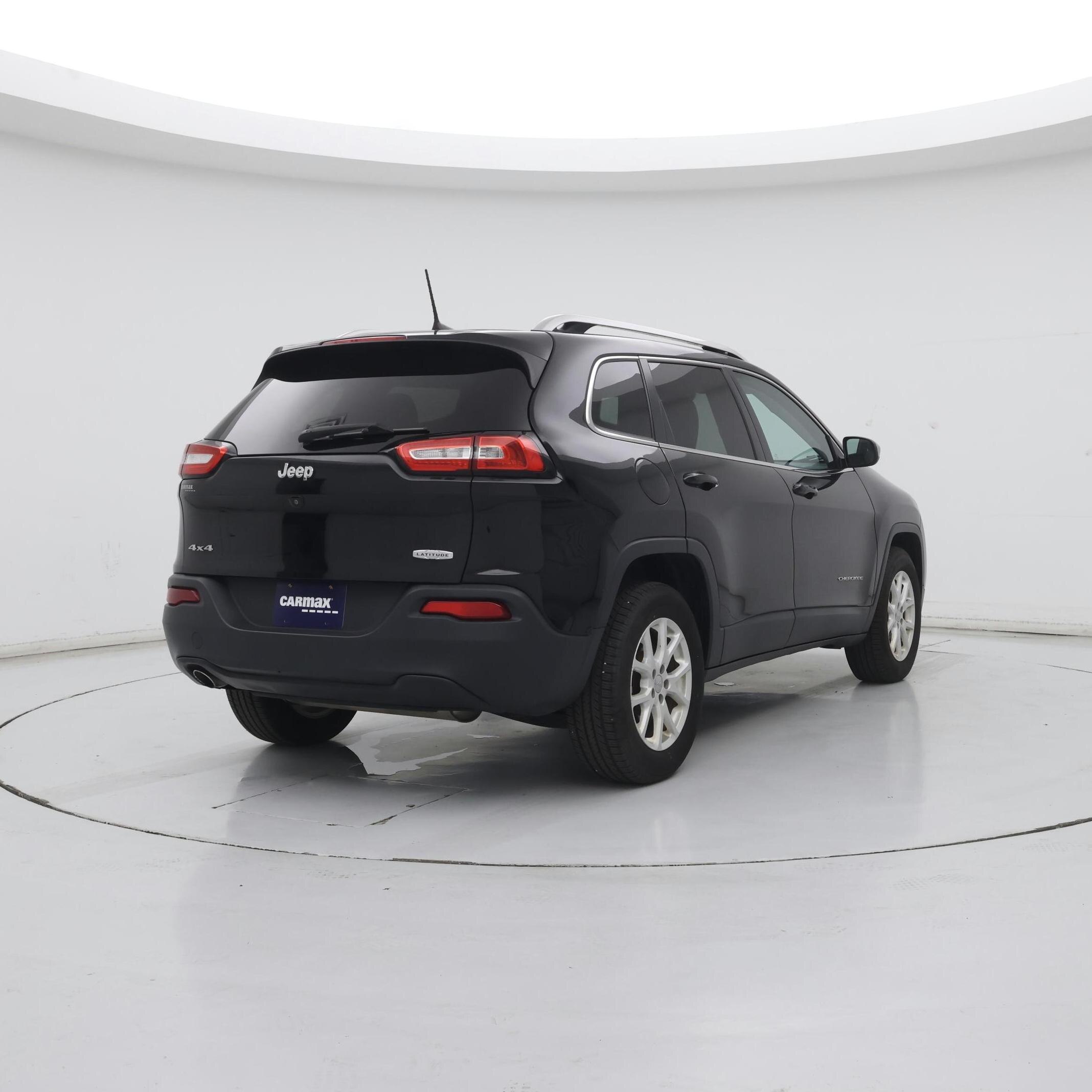 Thumbnail: 2018 Jeep Cherokee - 8