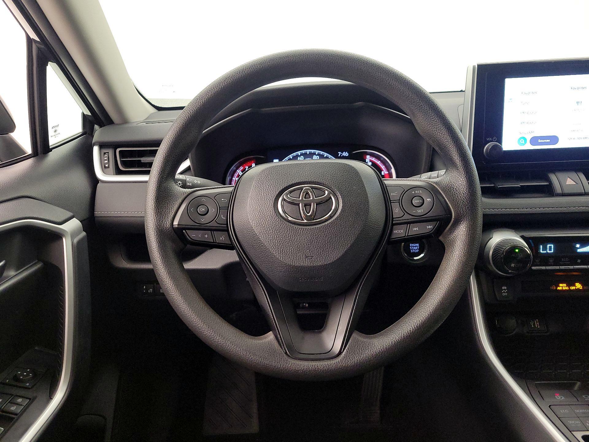 Thumbnail: 2024 Toyota RAV4 - 10