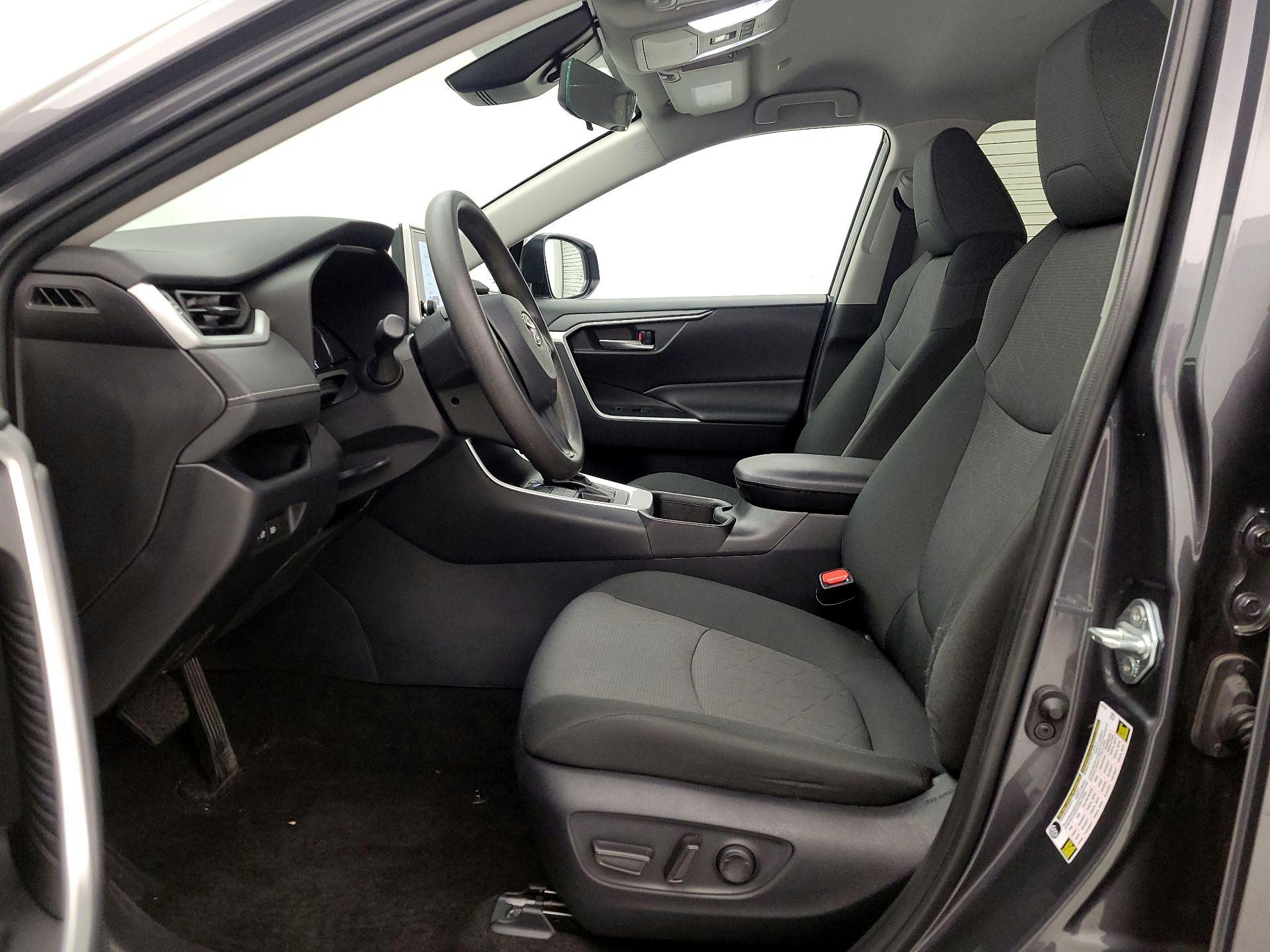 Thumbnail: 2024 Toyota RAV4 - 11