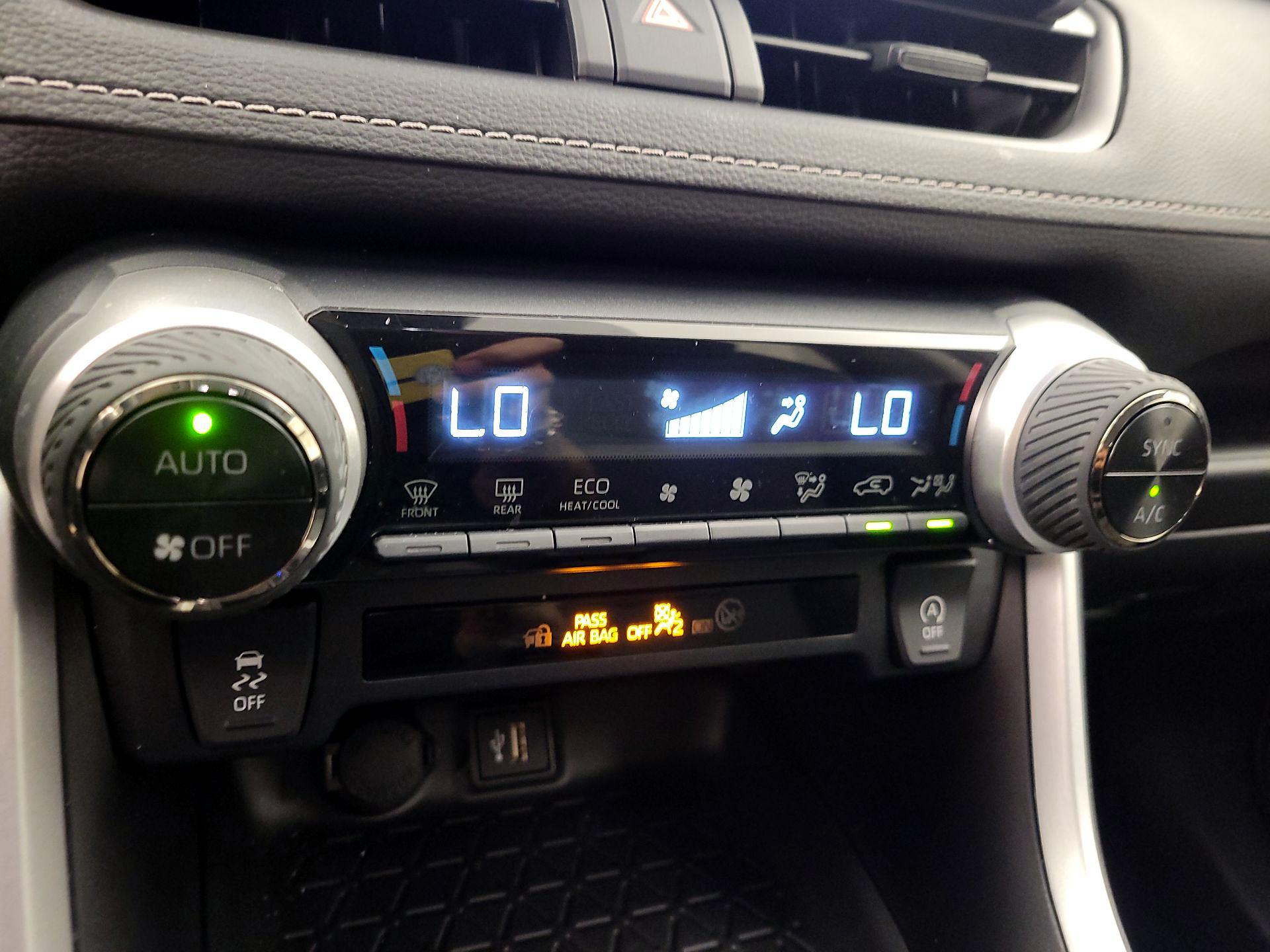 Thumbnail: 2024 Toyota RAV4 - 16